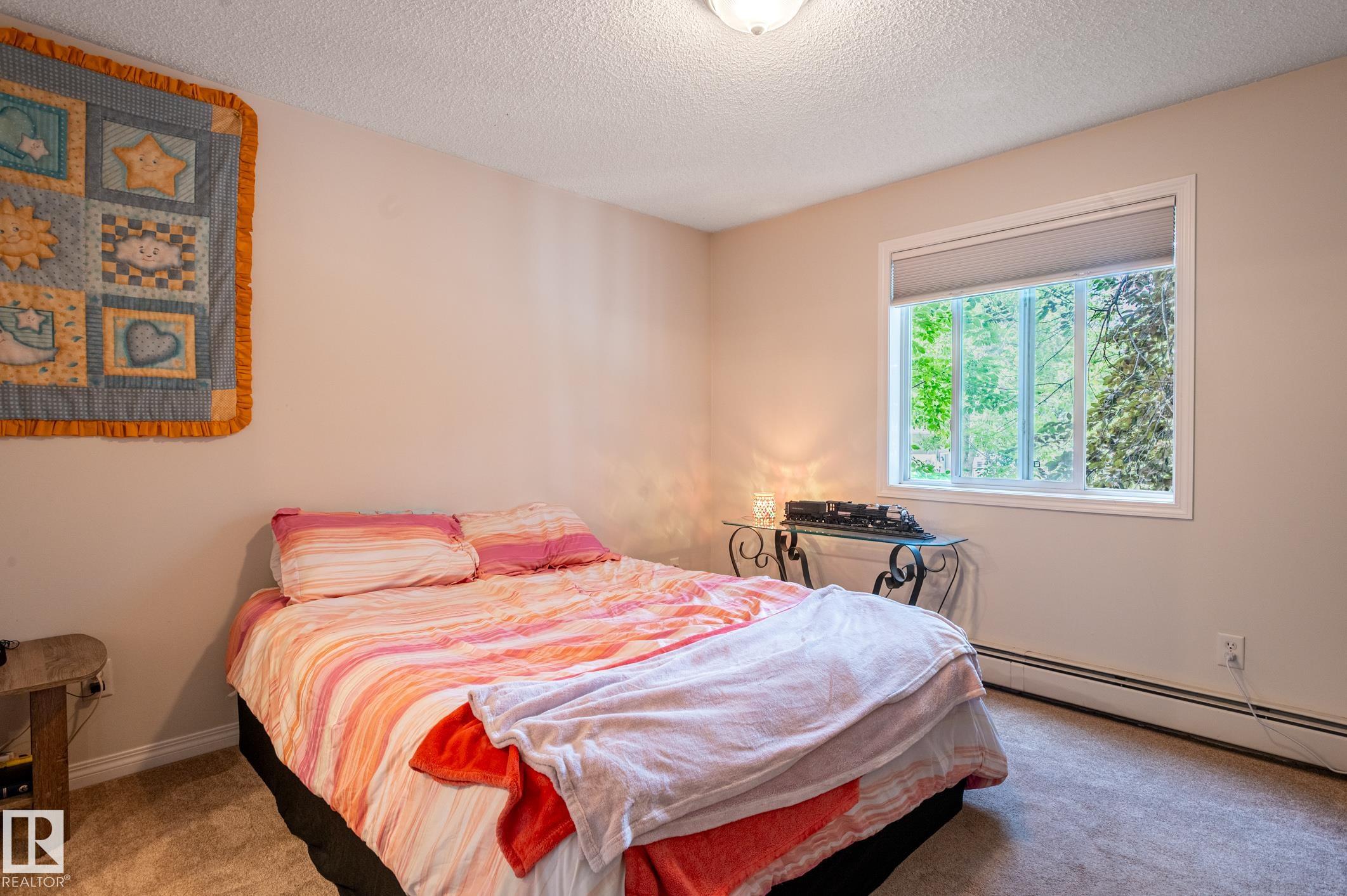 https://zimg.paragon.ice.com/ParagonImages/Property/PM/RAE/225409054/36/0/0/f2a0c85275761f9b9aa89989e0fa5a3d/1/33f4b1bc4af92ba7fc2262b43eecf2b9/225409054-6e45538a-1a74-41c8-892f-40c1f06020b6.JPG