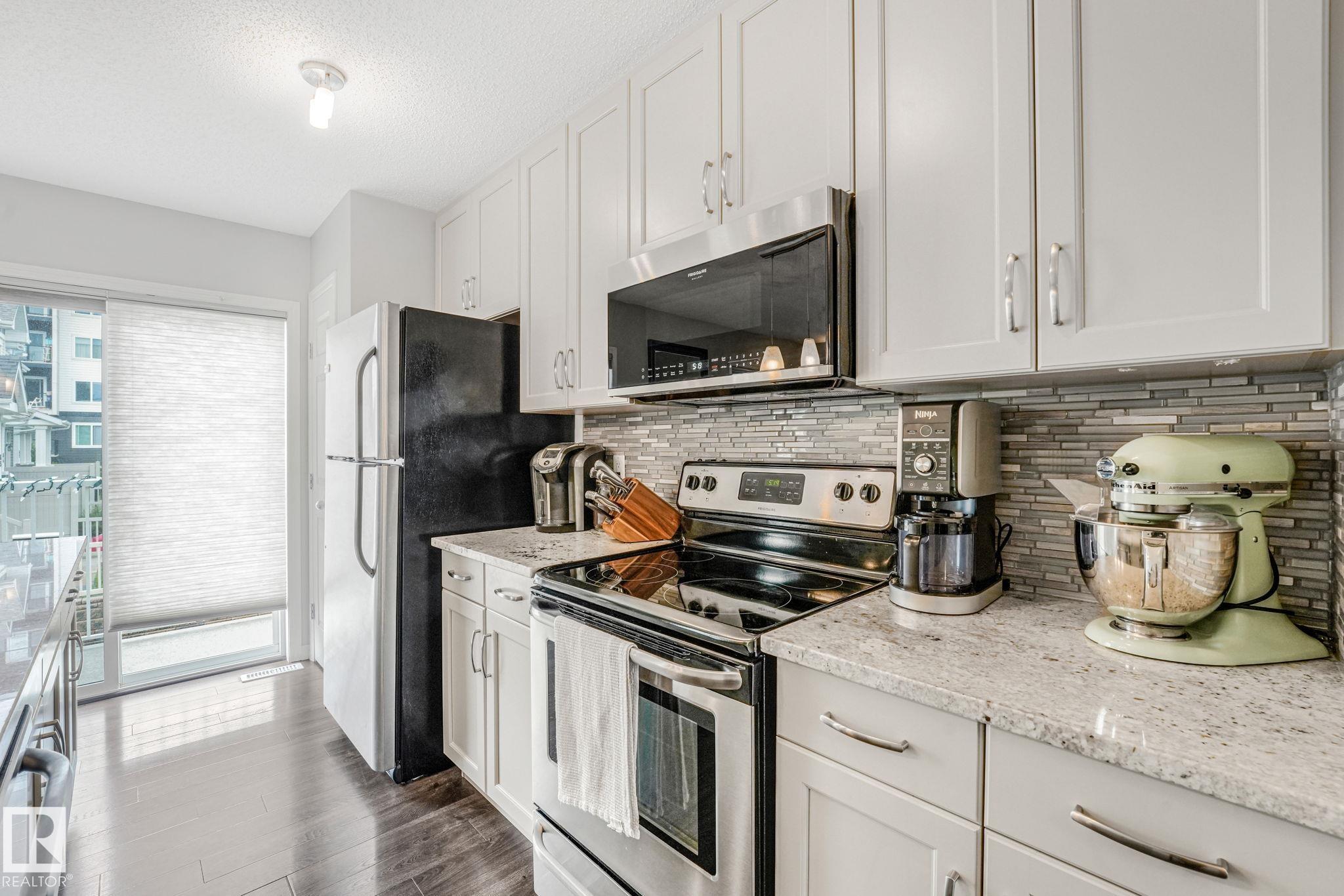 Photo 10 at 109 - 2905 141 Street SW, Chappelle Area, Edmonton