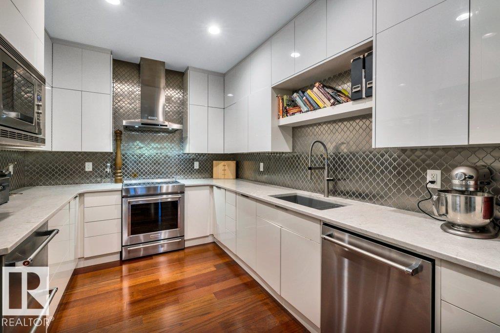 https://zimg.paragon.ice.com/ParagonImages/Property/PM/RAE/225409086/20/0/0/e734a18a981c1531595adede68adaf7c/1/c994224265c6fb85d15a5f04c2a12393/225409086-1736f7a5-a260-4457-9d70-30fab2cdb542.JPG