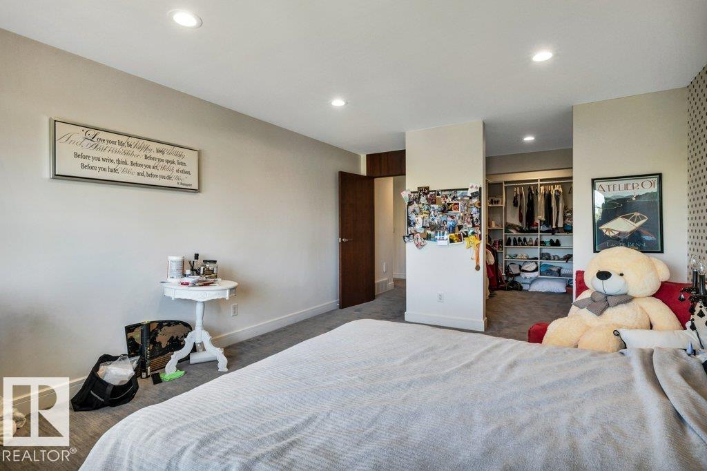 https://zimg.paragon.ice.com/ParagonImages/Property/PM/RAE/225409086/35/0/0/1d99263f45ce98d7e984425522232209/1/c994224265c6fb85d15a5f04c2a12393/225409086-f539d223-d241-443c-97f8-7010d4cf7fa5.JPG