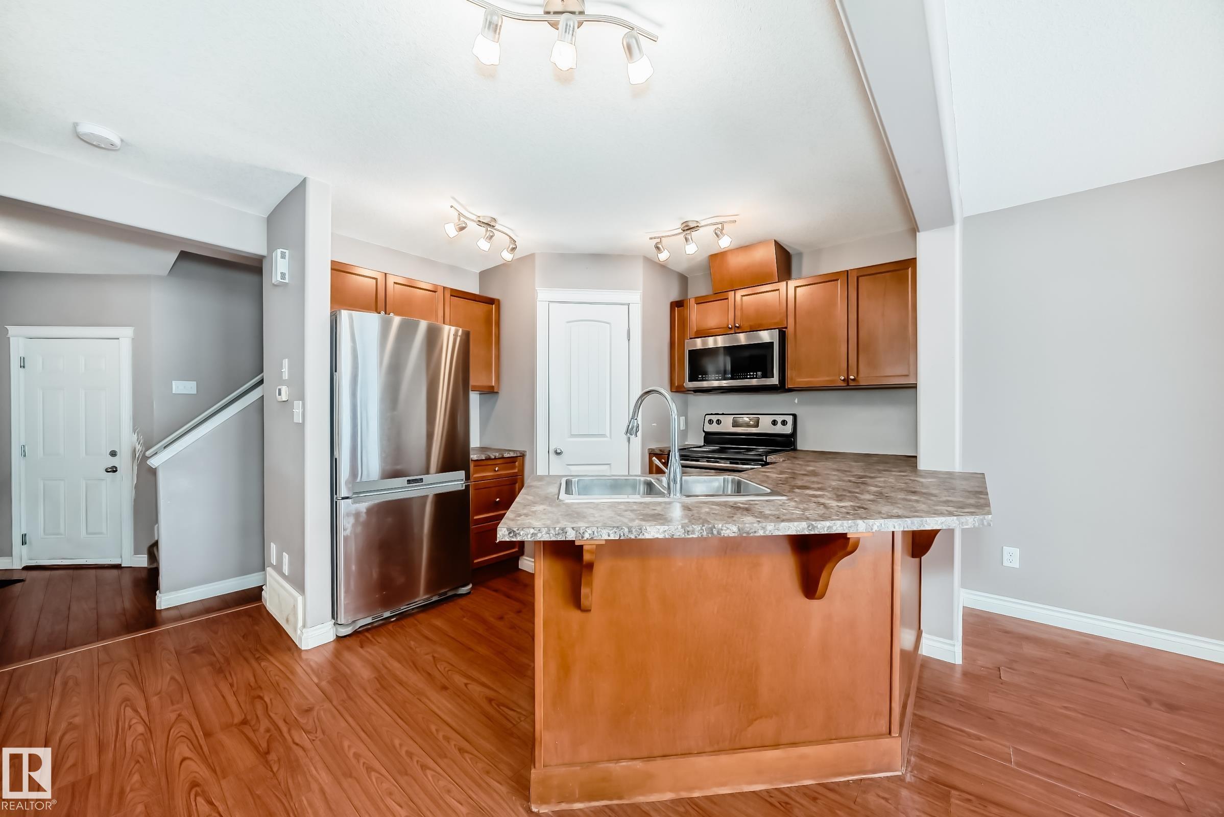 Photo 11 at 15152 33 Street NW, Kirkness, Edmonton