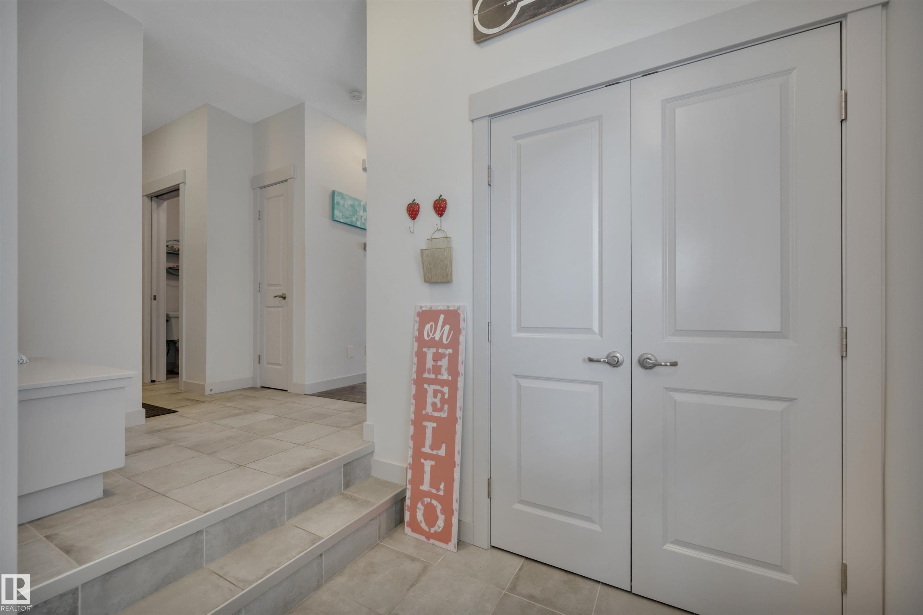 Photo 6 at 560 Sturtz Link, Southfork, Leduc