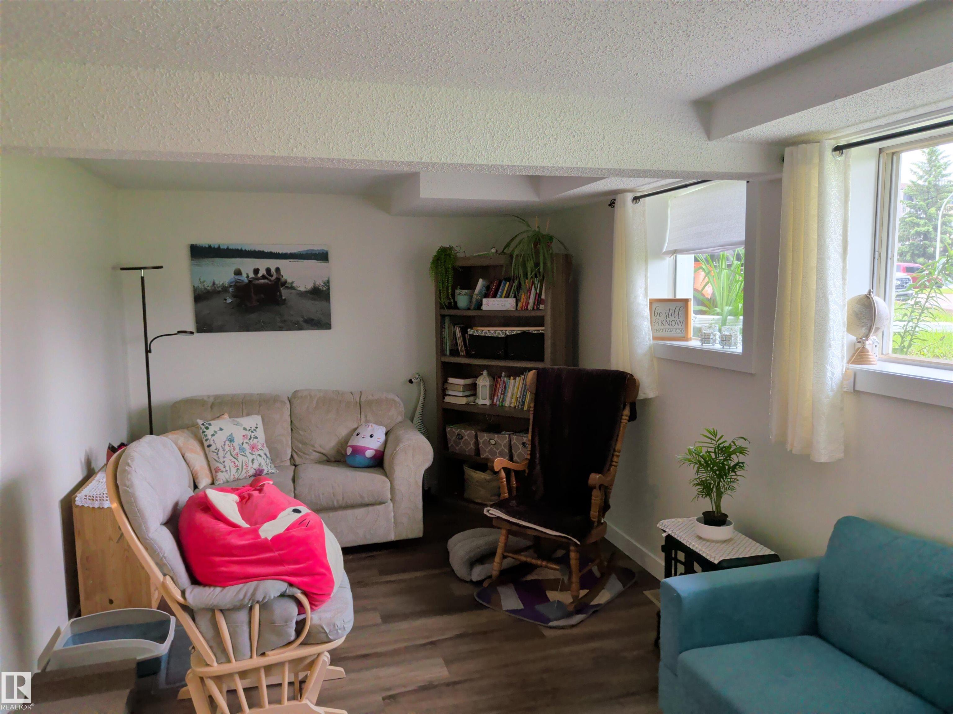 31 Brown Street, Forest Green, Stony Plain