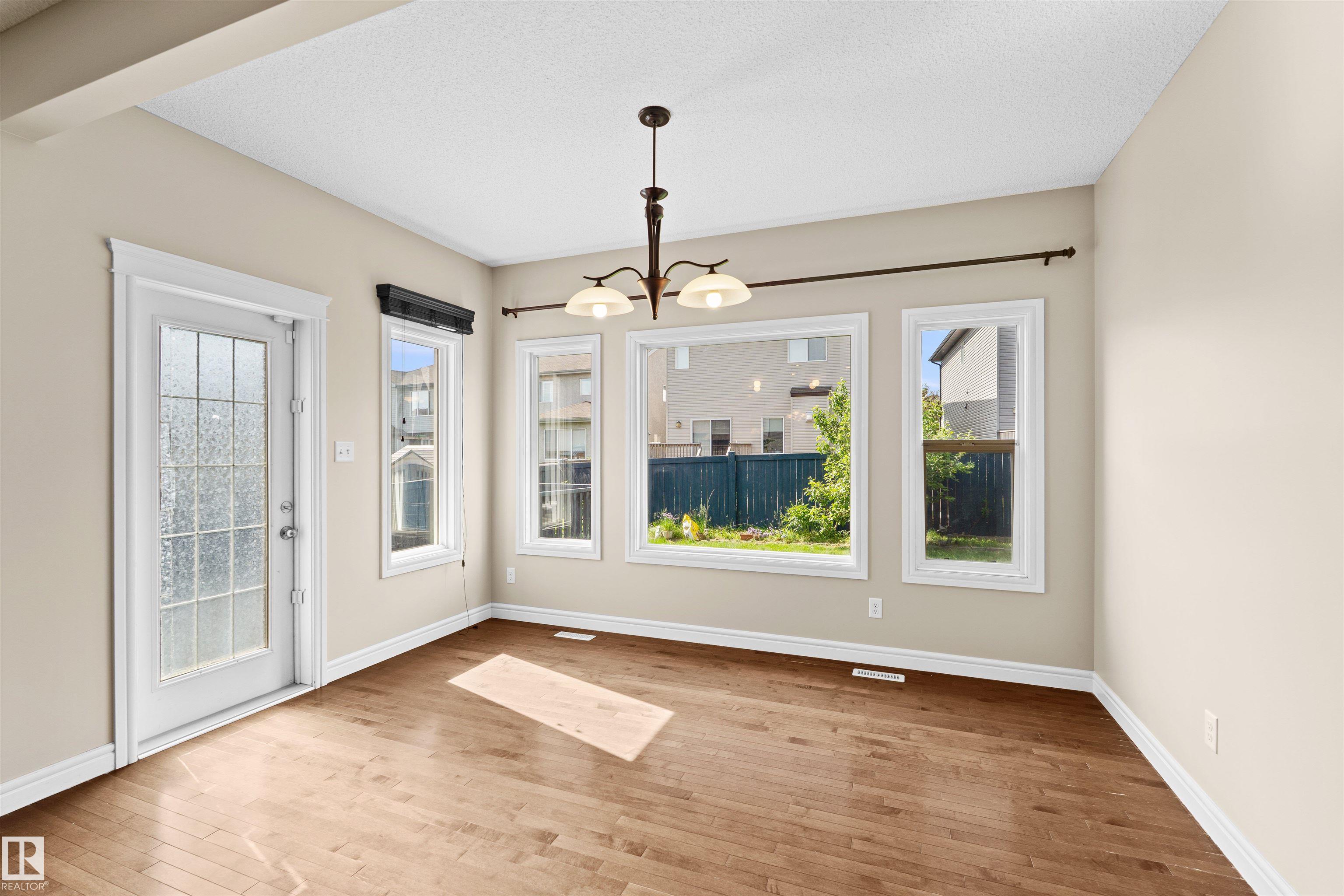 Photo 8 at 11711 16 Avenue SW, Rutherford, Edmonton