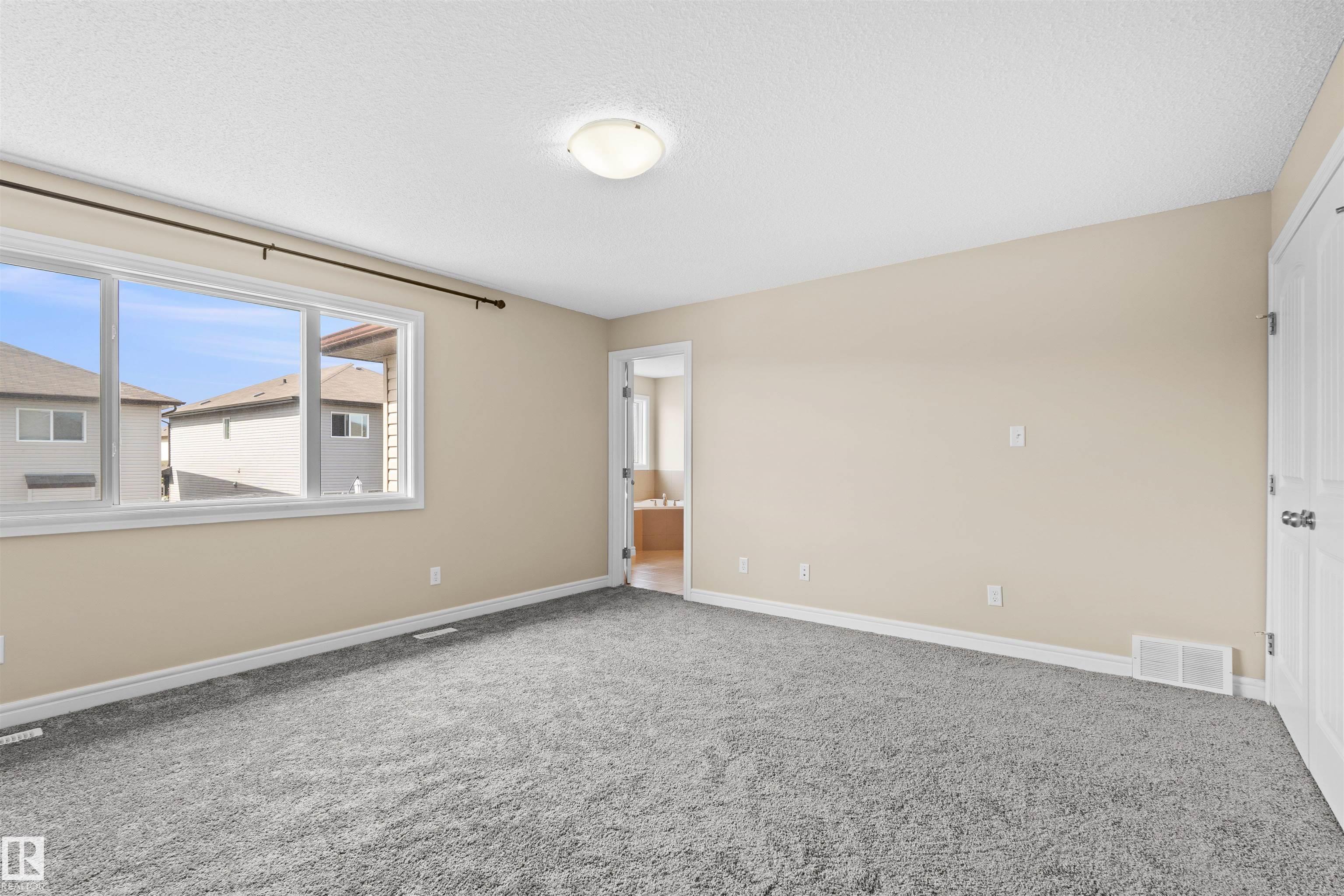 Photo 9 at 11711 16 Avenue SW, Rutherford, Edmonton