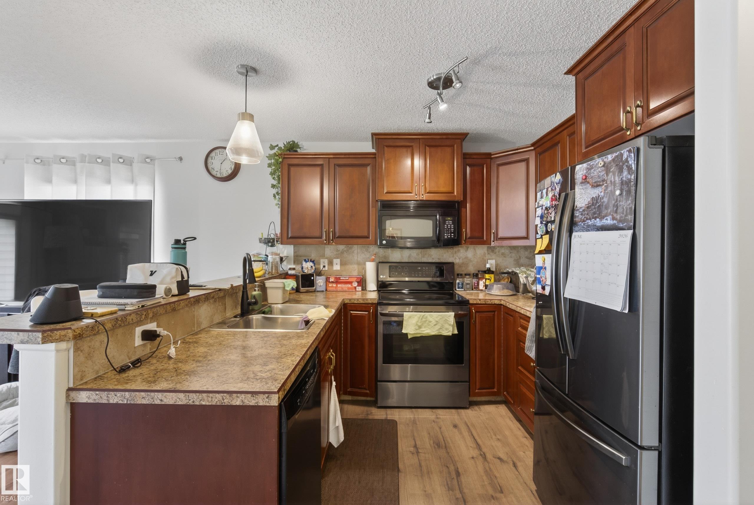 Photo 9 at 51 - 9511 102 Avenue, Morinville