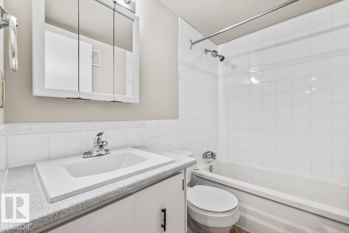Photo 16 at 306 - 10330 113 Street NW, Wîhkwêntôwin, Edmonton