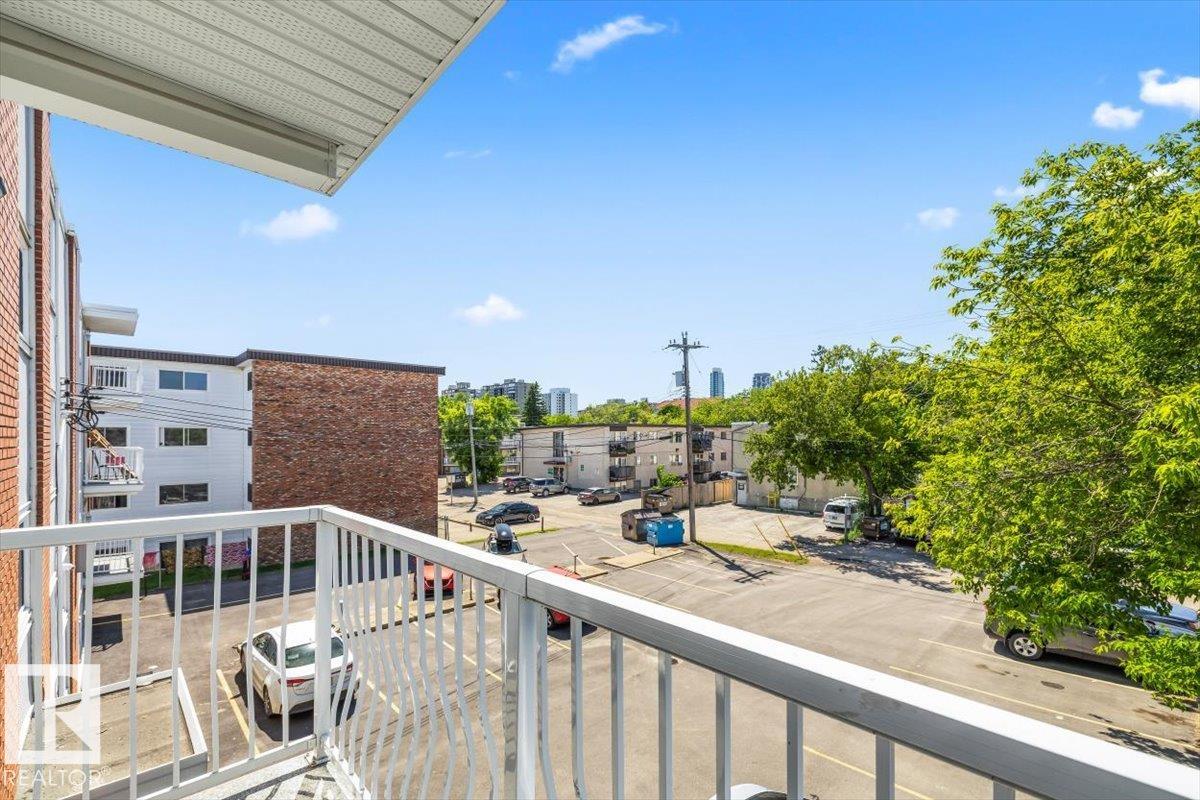 Photo 19 at 306 - 10330 113 Street NW, Wîhkwêntôwin, Edmonton