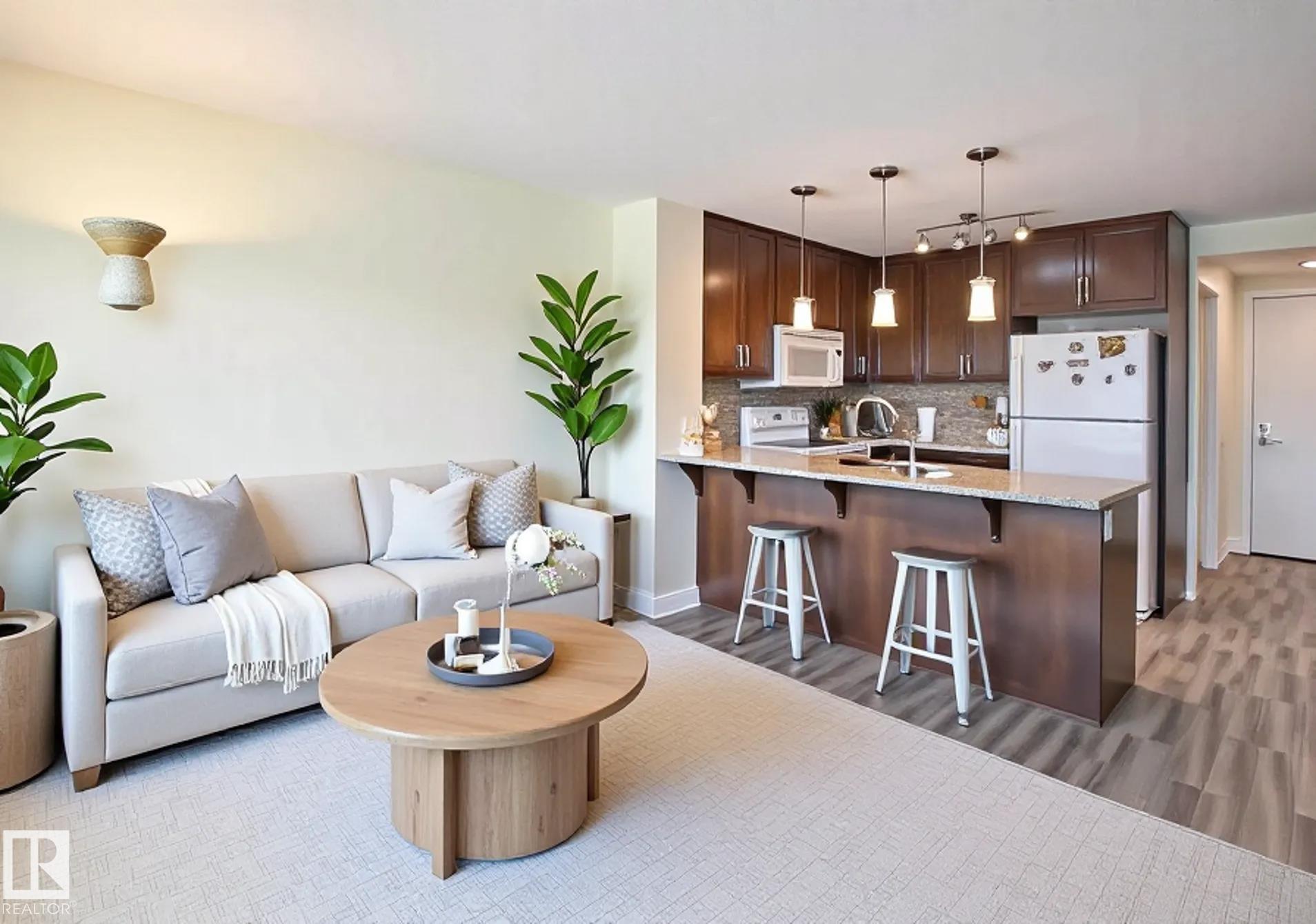 210 - 3670 139 Avenue NW, Clareview Town Centre, Edmonton