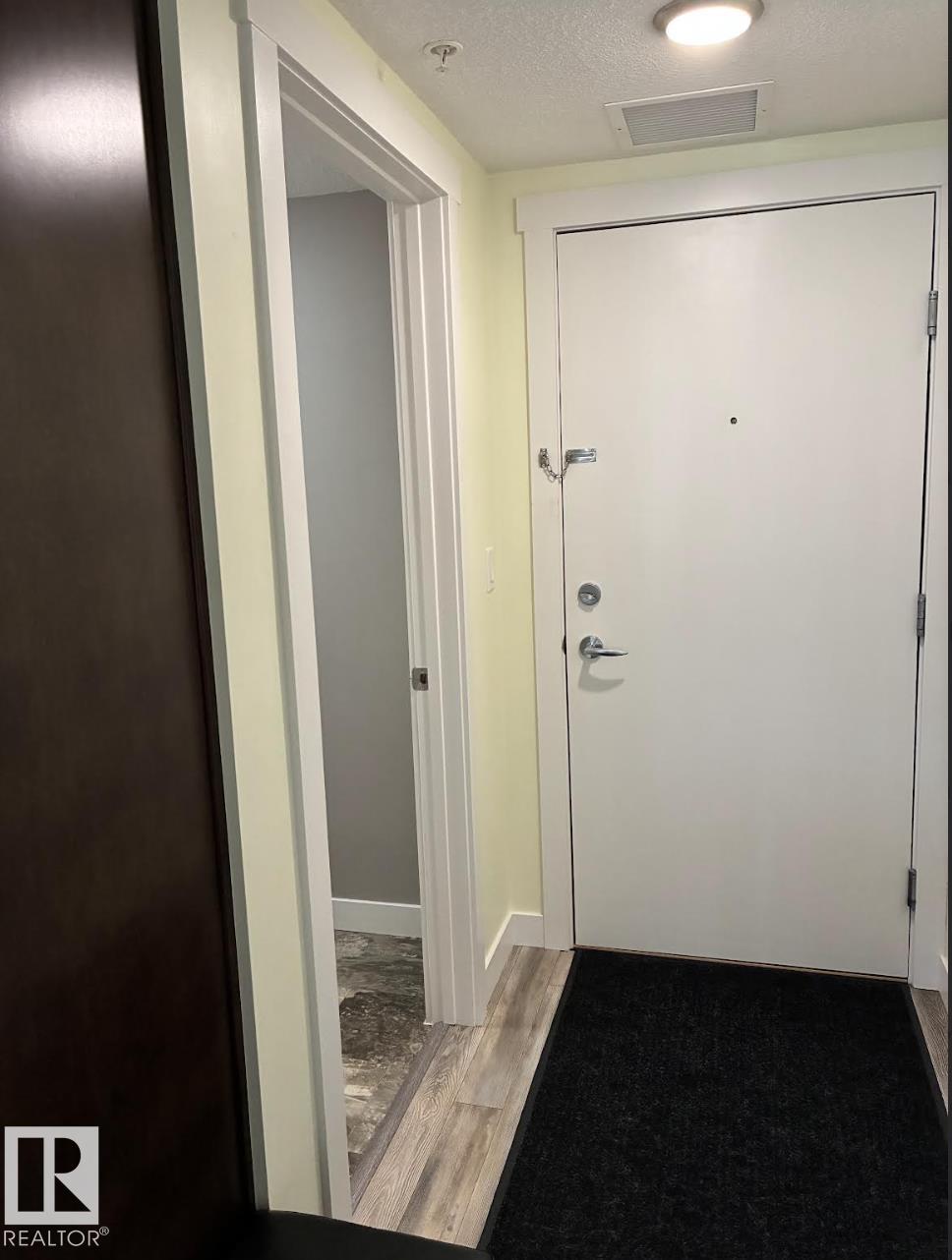 Photo 12 at 210 - 3670 139 Avenue NW, Clareview Town Centre, Edmonton
