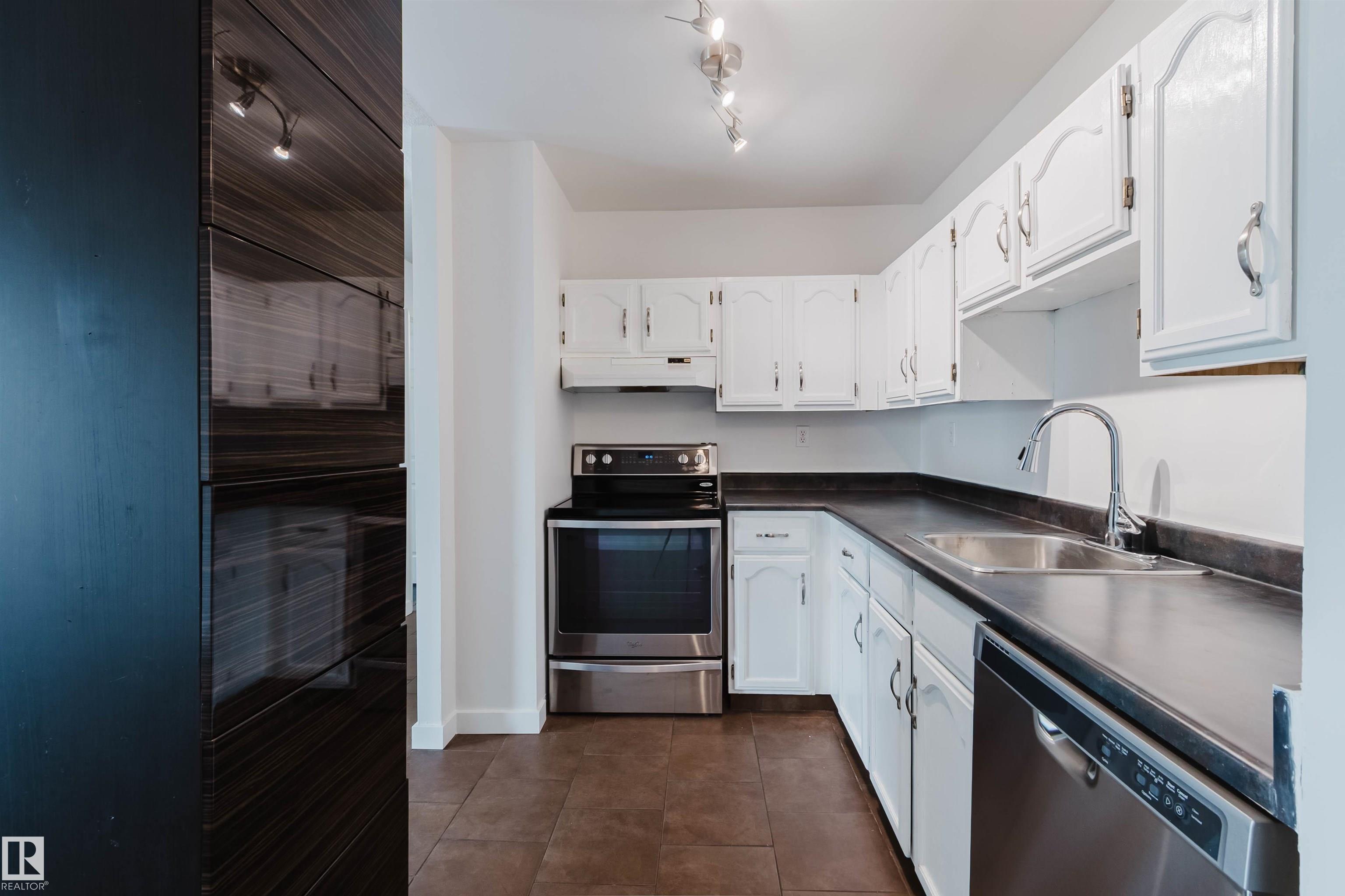 Photo 11 at 408 - 10145 109 Street NW, Downtown, Edmonton