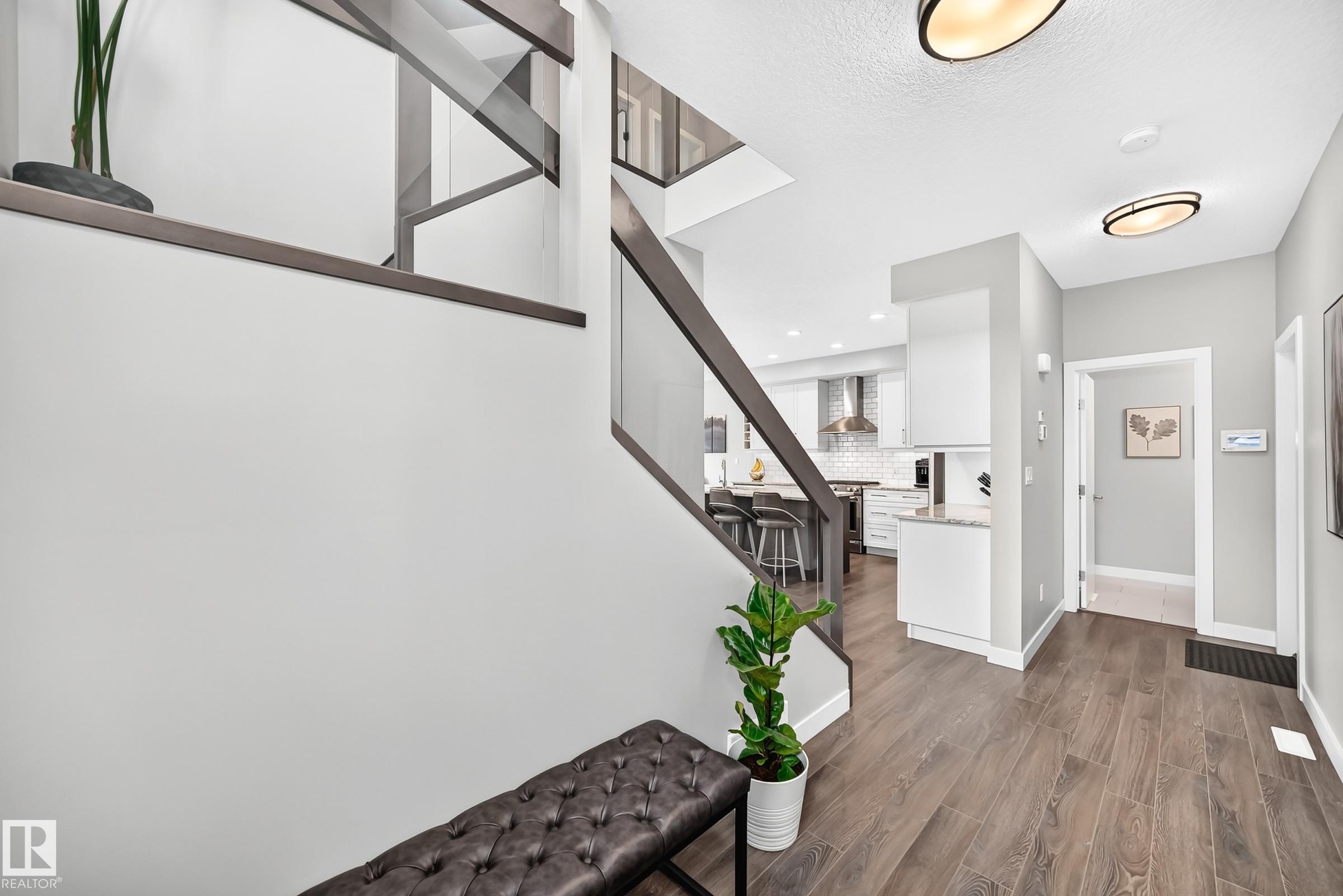 8548 Cushing Place SW, Chappelle Area, Edmonton