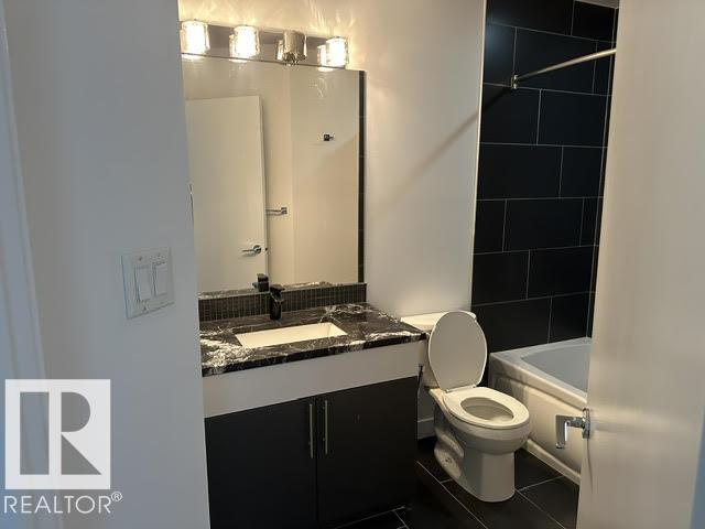 Photo 7 at 402 - 10611 117 Street NW, Queen Mary Park, Edmonton
