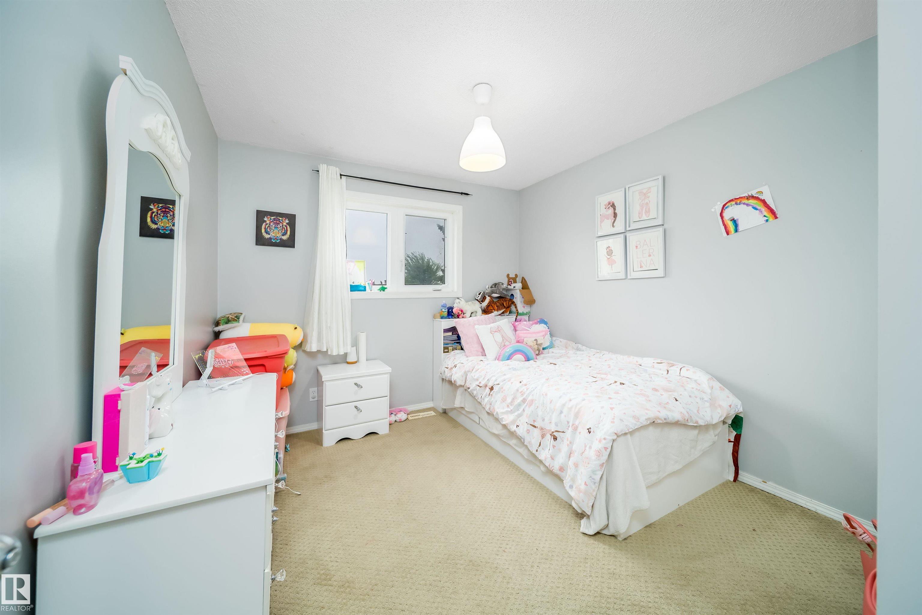 Photo 24 at 8512 142a Avenue NW, Northmount, Edmonton