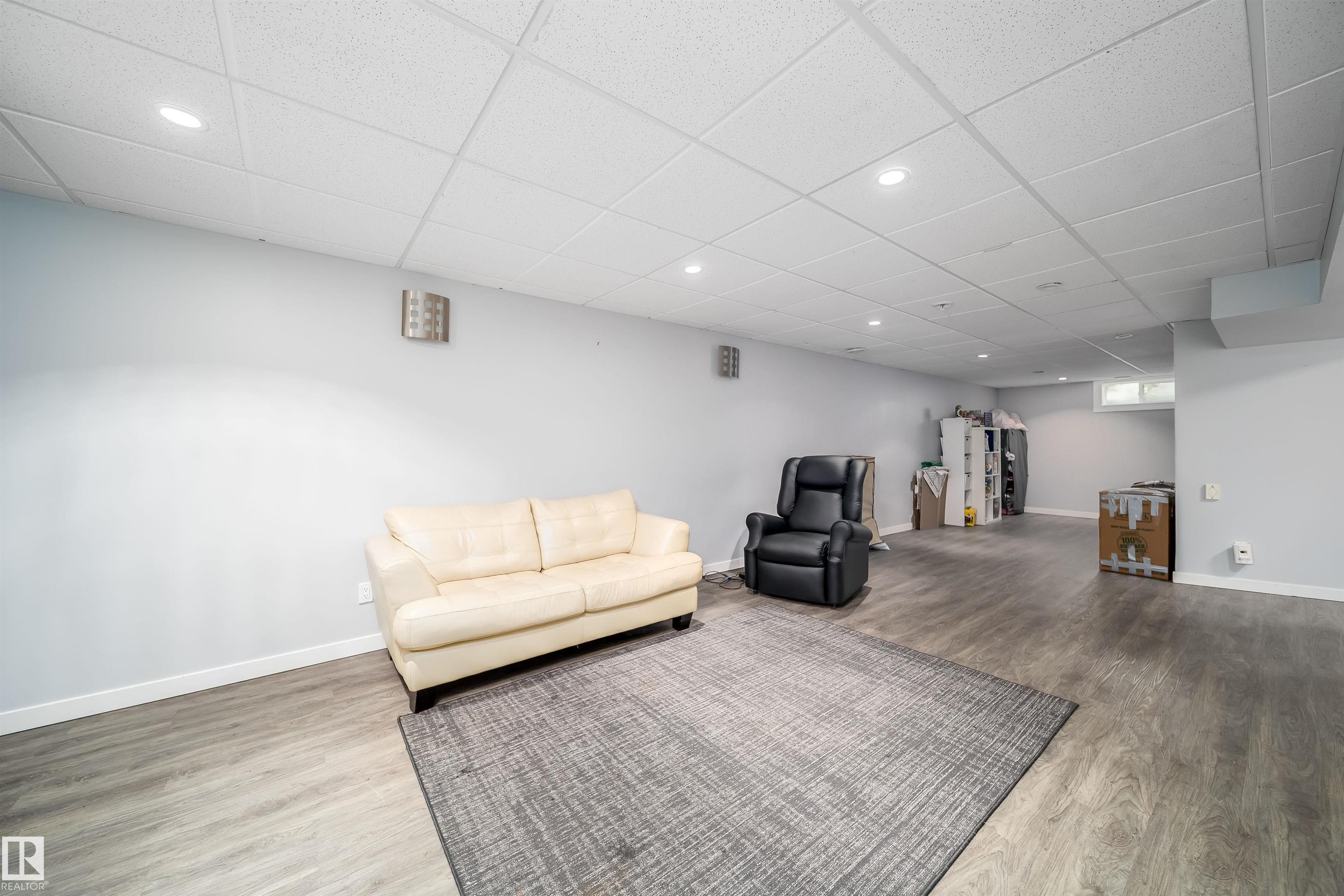 Photo 32 at 8512 142a Avenue NW, Northmount, Edmonton