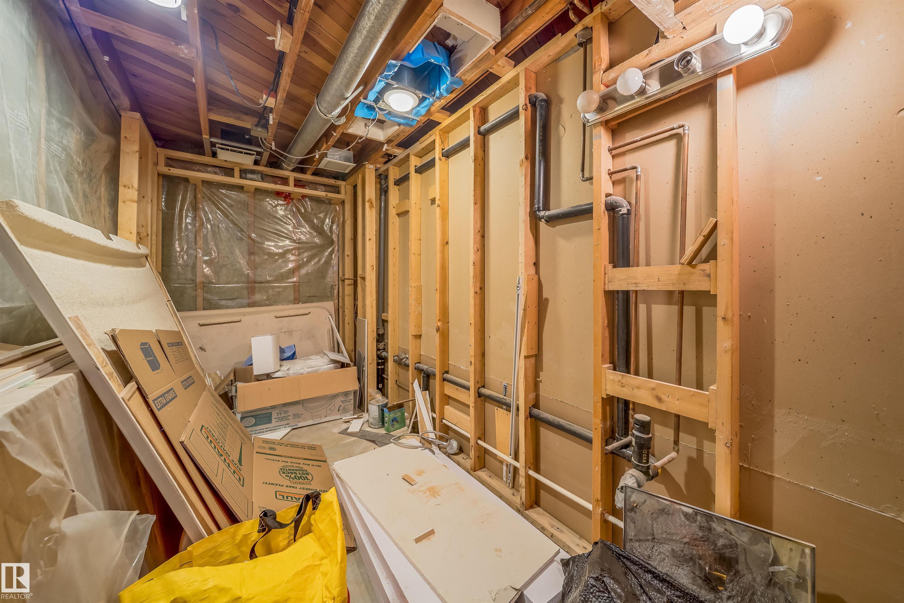 Photo 36 at 8512 142a Avenue NW, Northmount, Edmonton