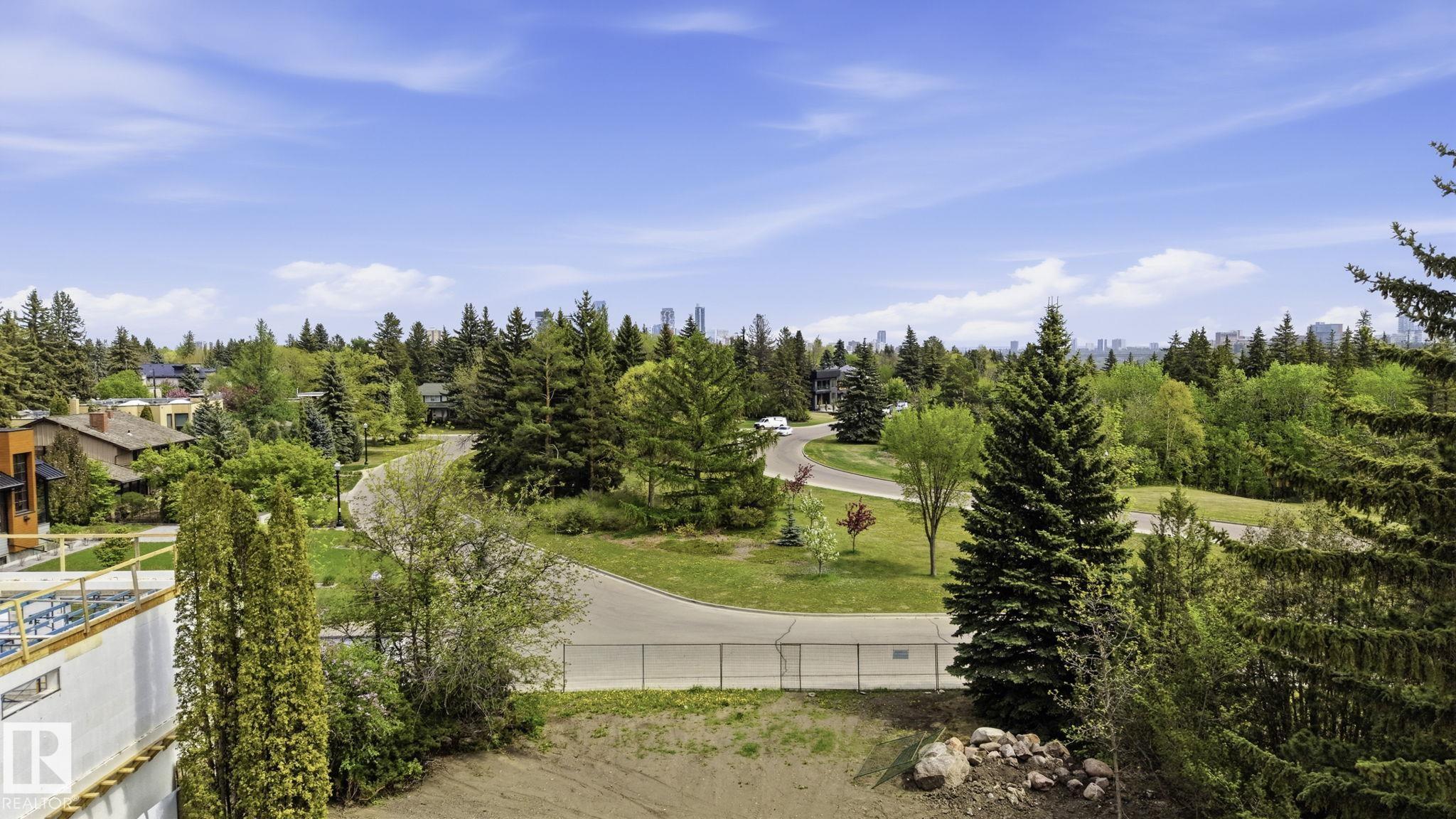 Photo 8 at 13838 Ravine Drive NW, Glenora, Edmonton