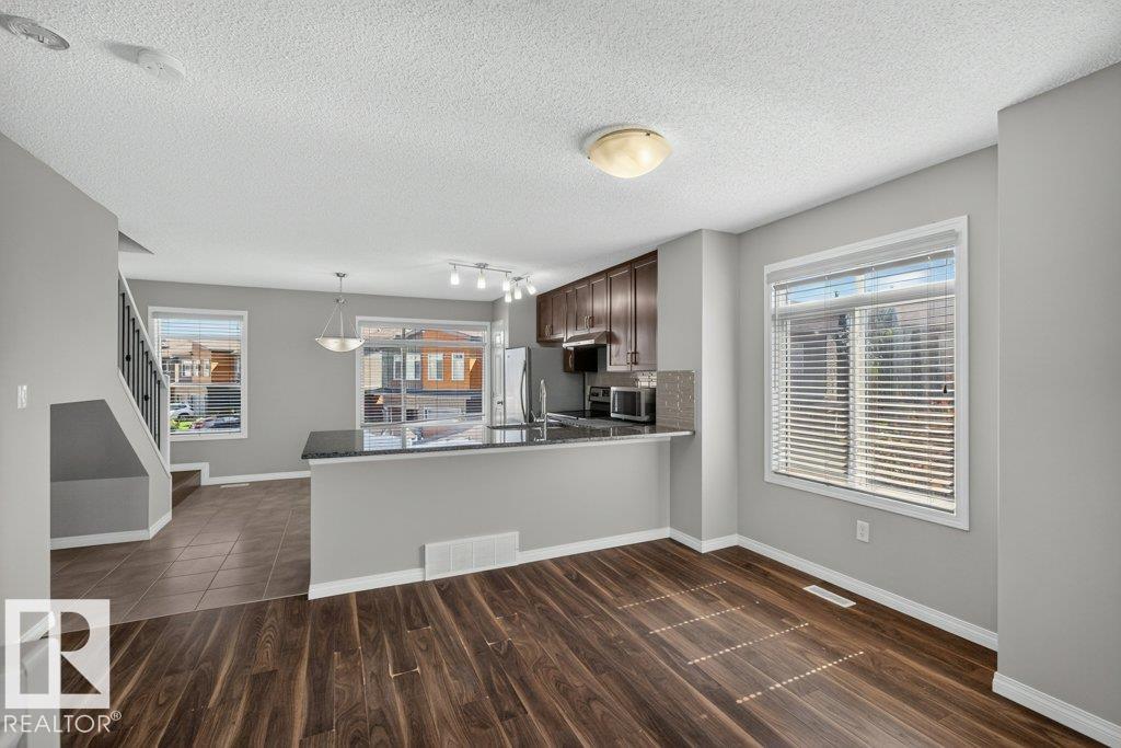 Photo 14 at 39 - 7503 Getty Gate NW, Granville, Edmonton