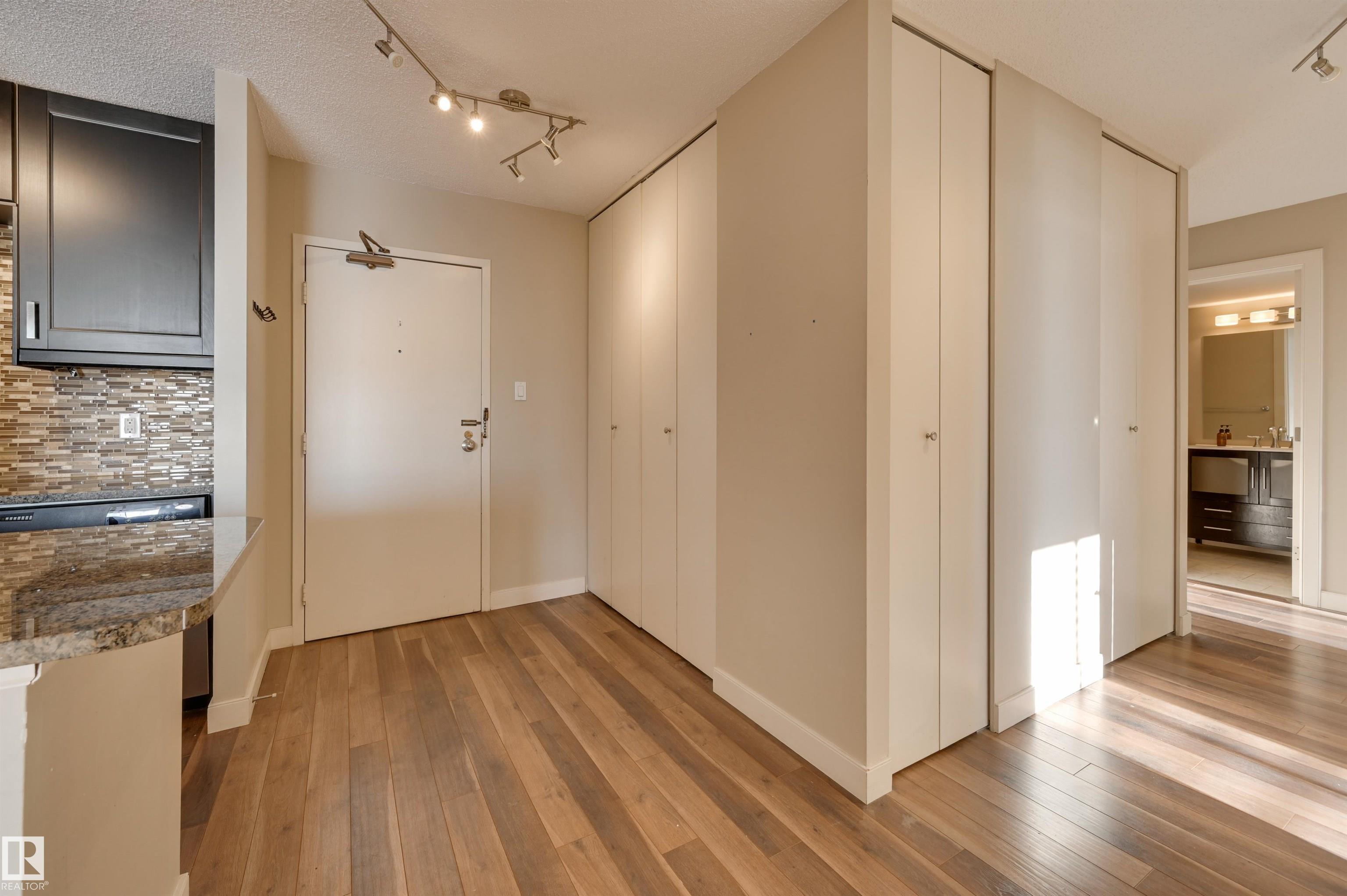 Photo 20 at 406 - 12141 Jasper Avenue NW, Wîhkwêntôwin, Edmonton