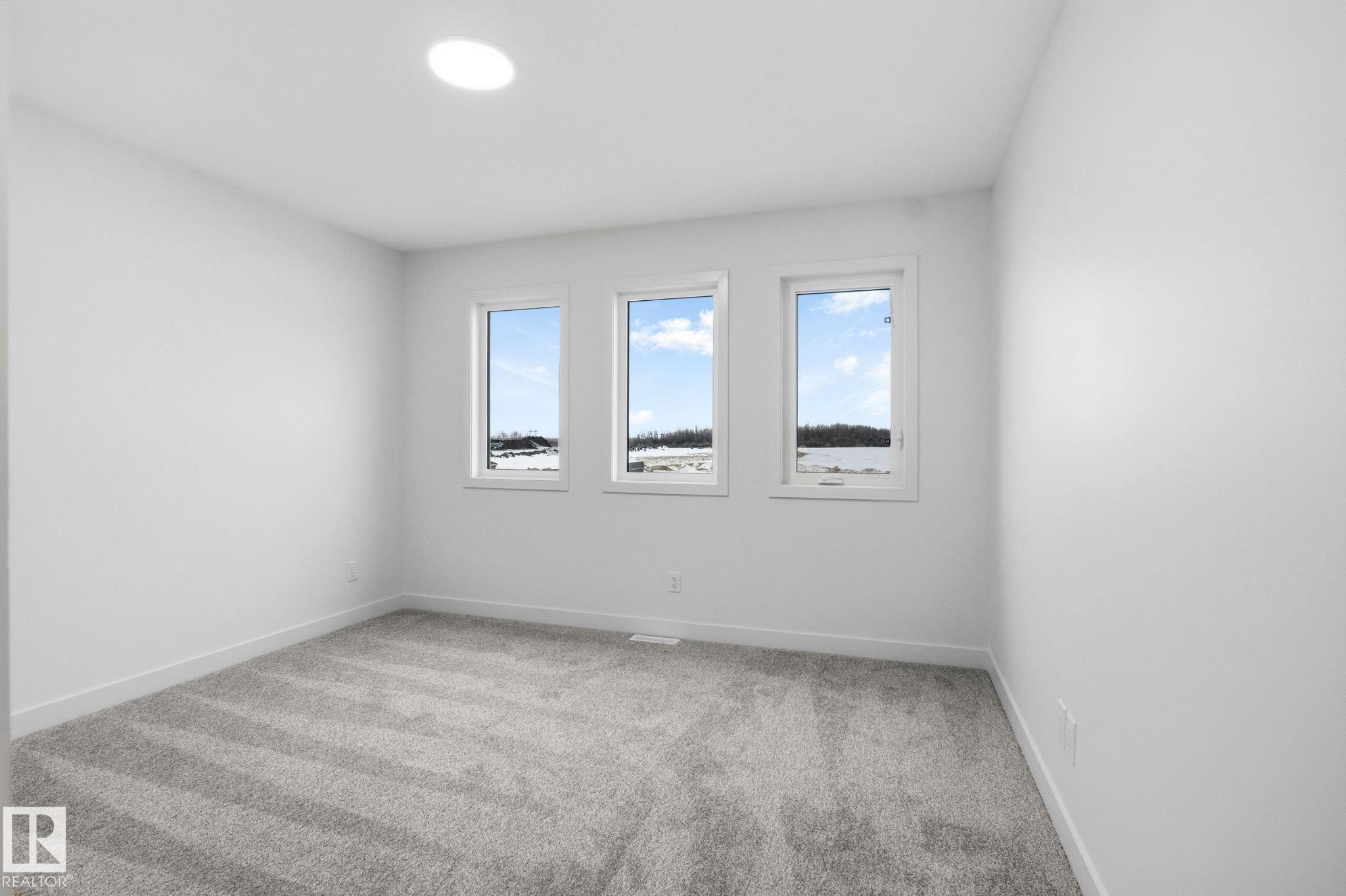 Photo 13 at 3713 Erlanger Drive NW, Edgemont, Edmonton