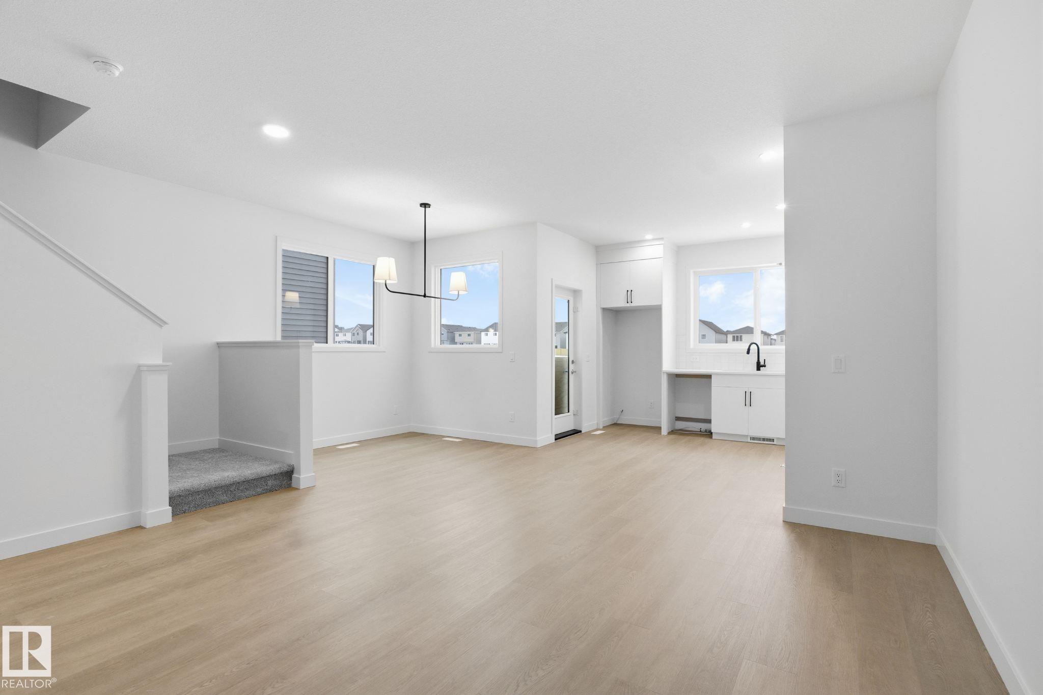 3713 Erlanger Drive NW, Edgemont, Edmonton