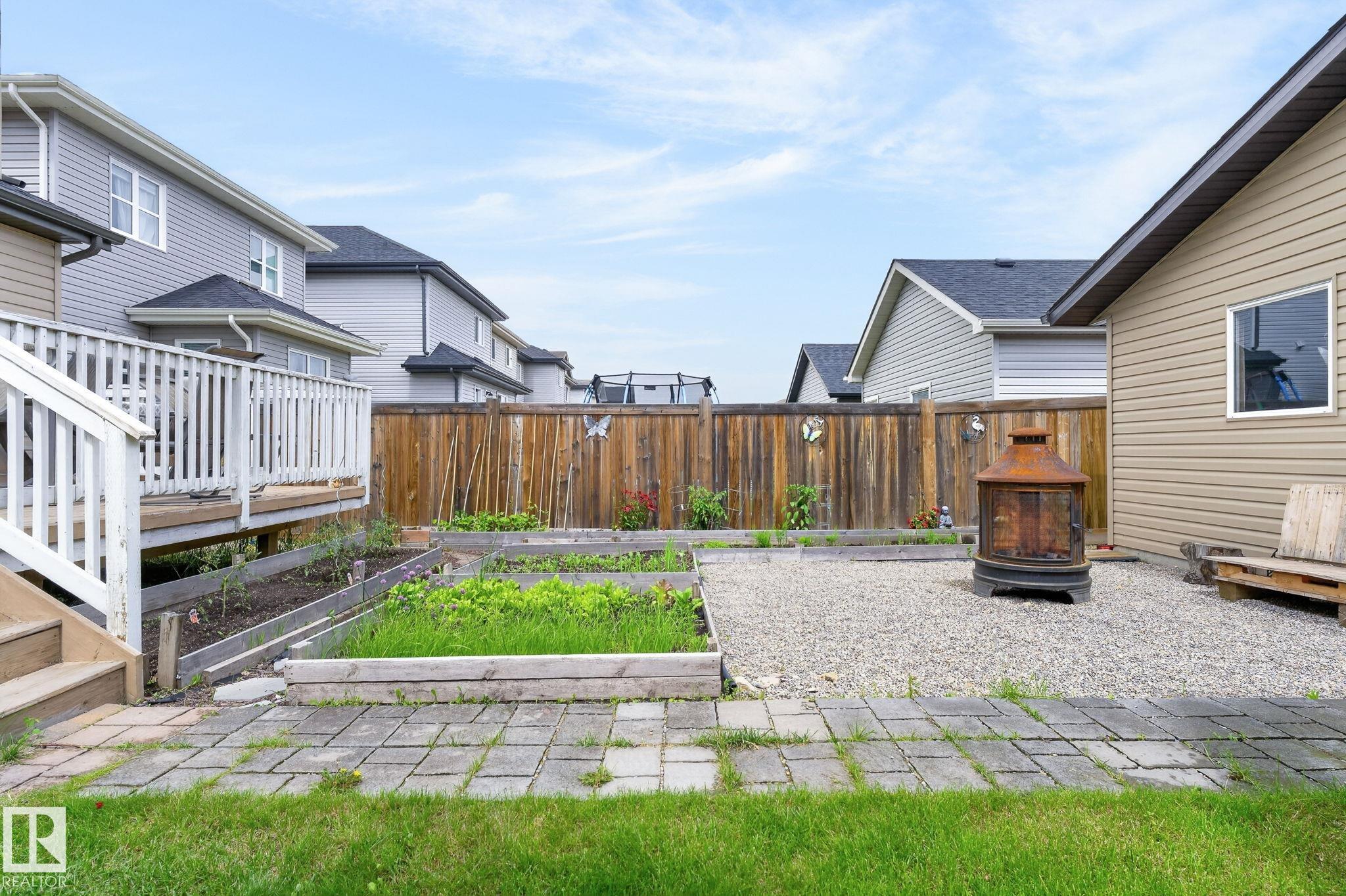 Photo 34 at 33 Durrand Bend, South Pointe, Fort Saskatchewan