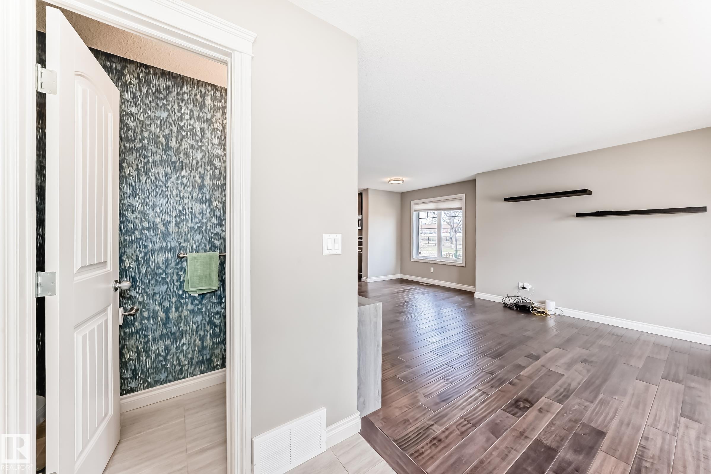 Photo 23 at 10519 114 Avenue NW, Spruce Avenue, Edmonton