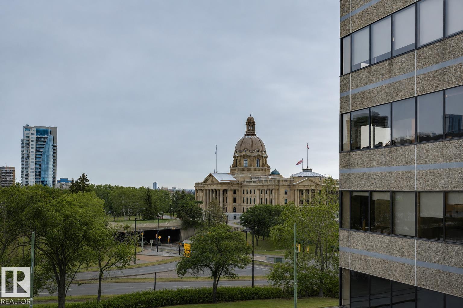 Photo 14 at 404 - 9715 110 Street NW, Wîhkwêntôwin, Edmonton