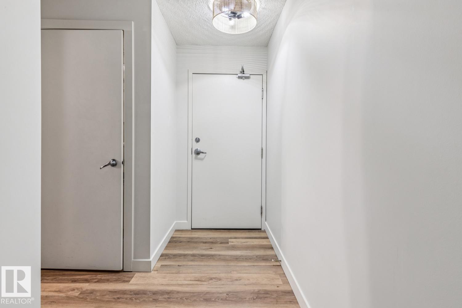 Photo 23 at 404 - 9715 110 Street NW, Wîhkwêntôwin, Edmonton