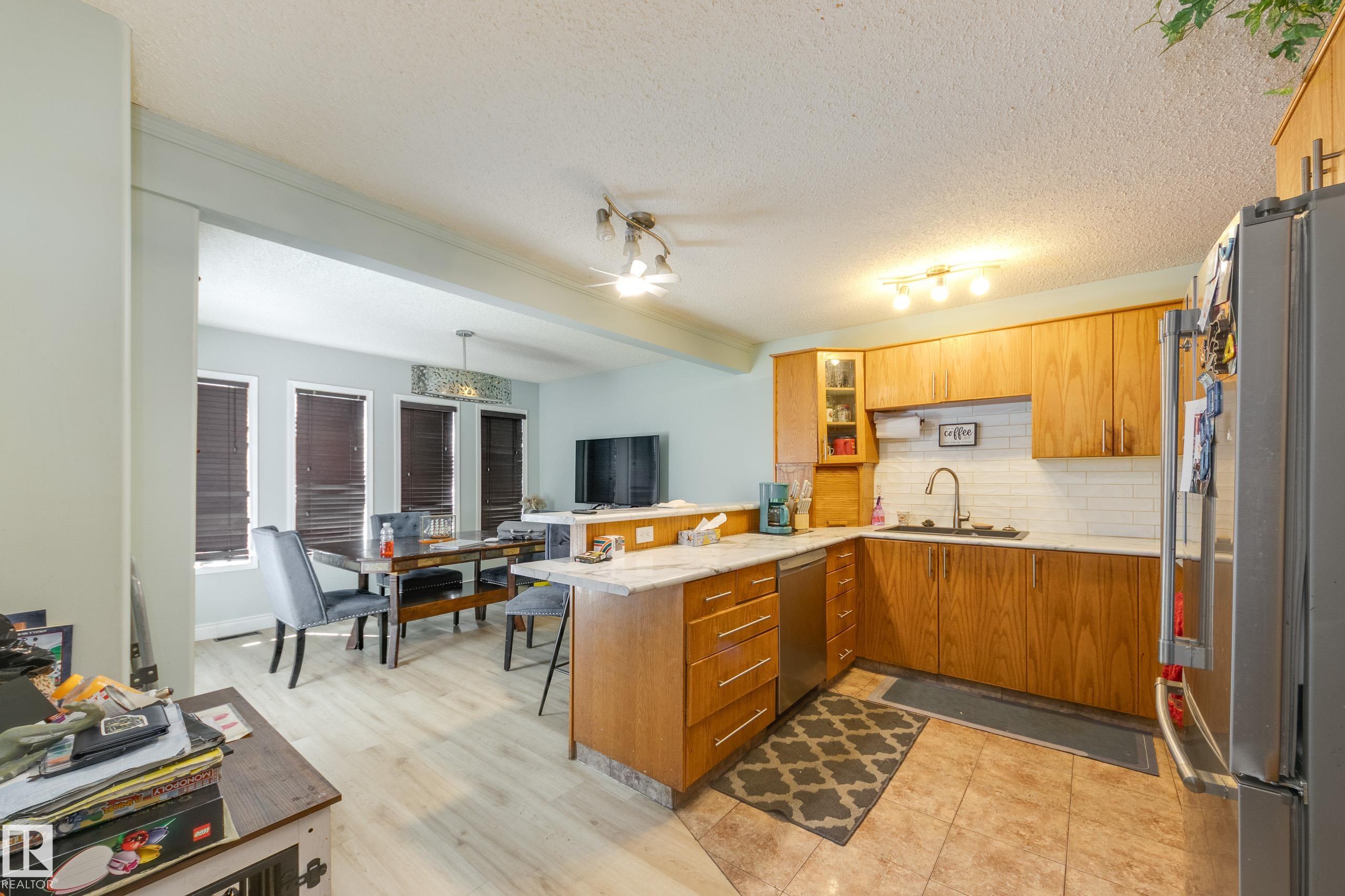 Photo 6 at 17328 106 Street NW, Baturyn, Edmonton