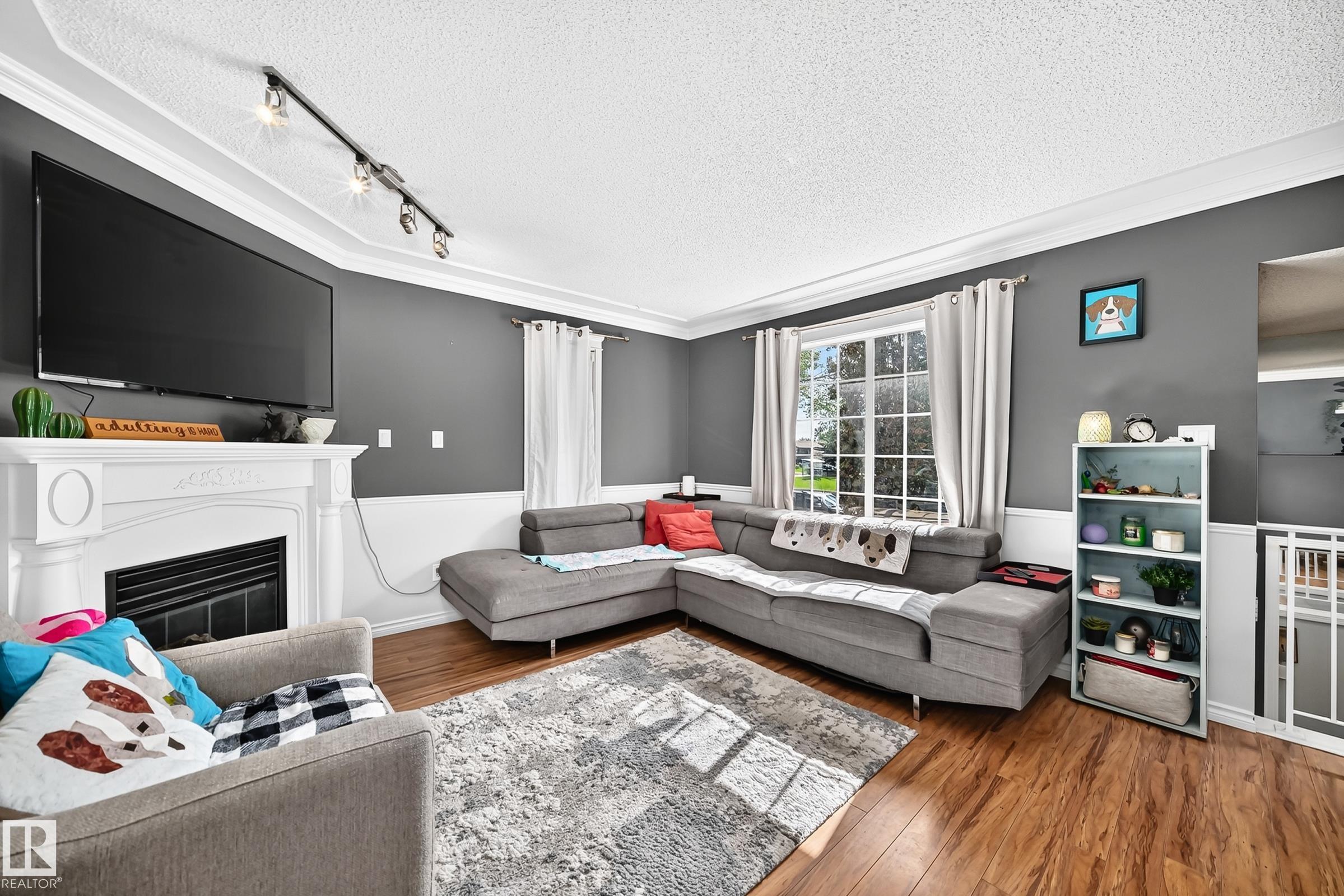 https://zimg.paragon.ice.com/ParagonImages/Property/PM/RAE/225409368/16/0/0/1533b650329645dd0664fb39795c9dc0/1/8e77db6666a6b843b4d0dbc251eb4968/225409368-d6007819-dbfb-48bd-af2e-ffe2d8a09765.JPG