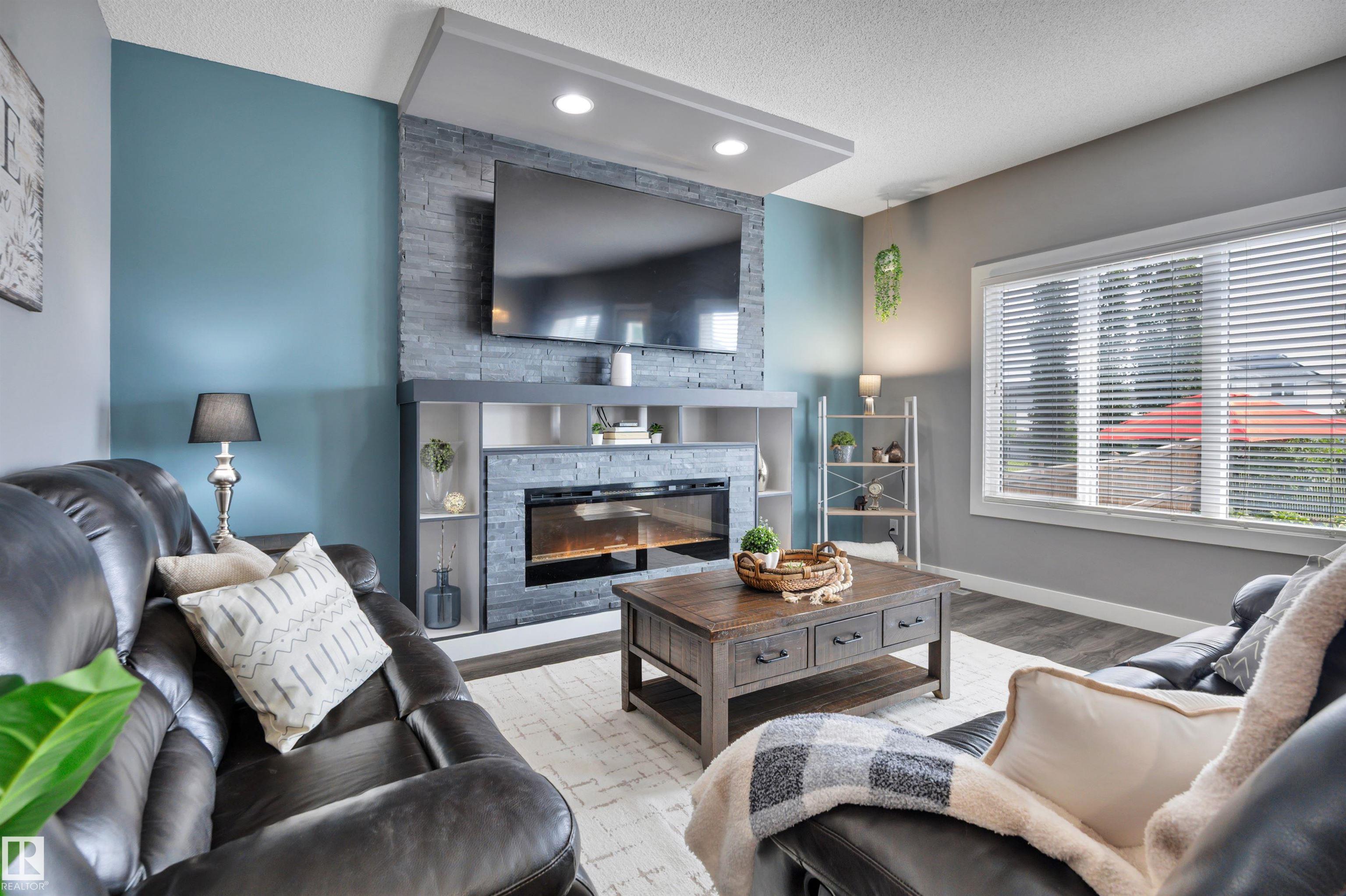 14 Mckenzie Close, Meadowview Park, Leduc