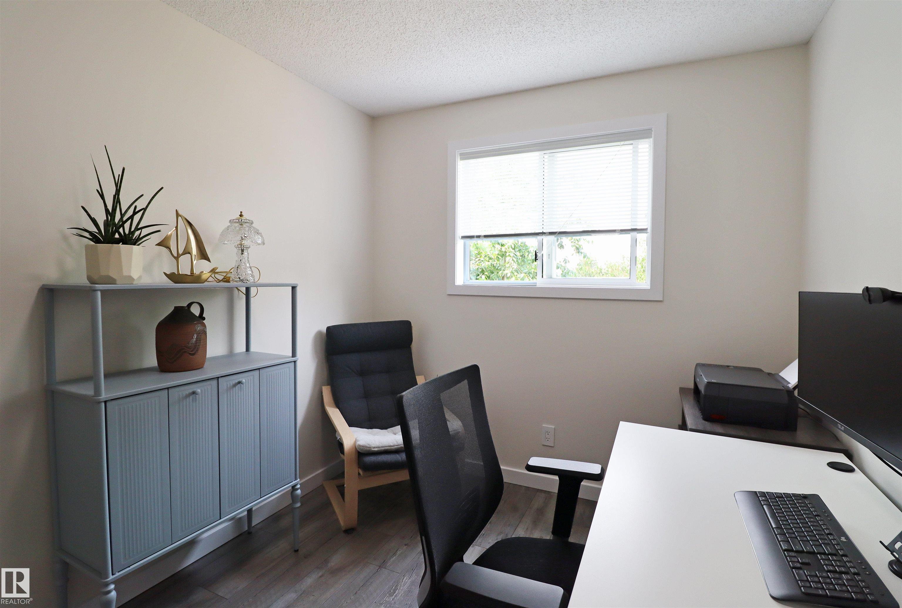 Photo 22 at 20 Aberdeen Way, St. Andrews, Stony Plain
