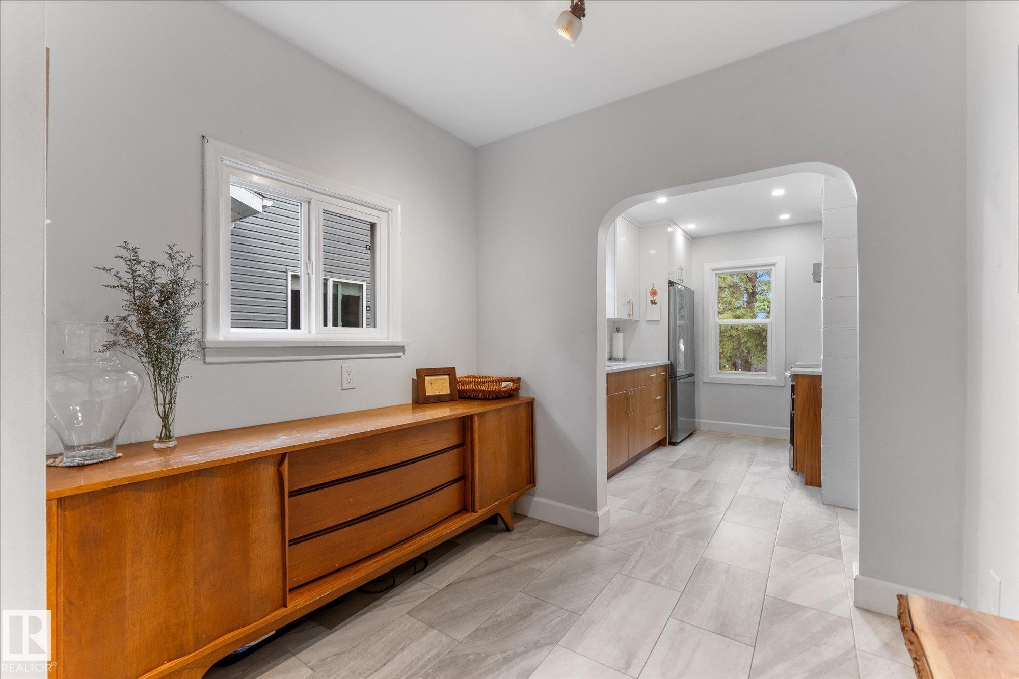 Photo 13 at 10947 116 Street NW, Queen Mary Park, Edmonton