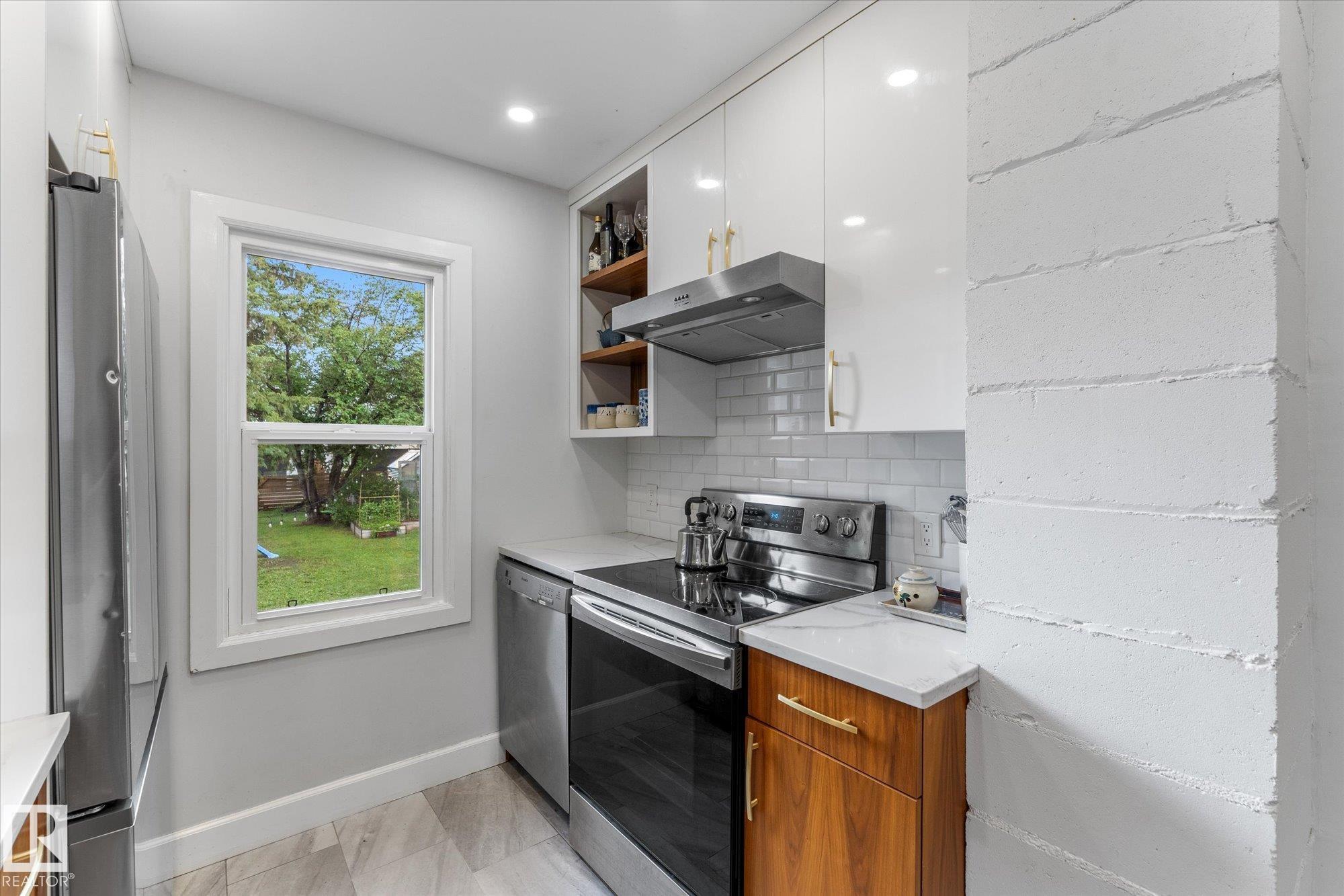 Photo 15 at 10947 116 Street NW, Queen Mary Park, Edmonton