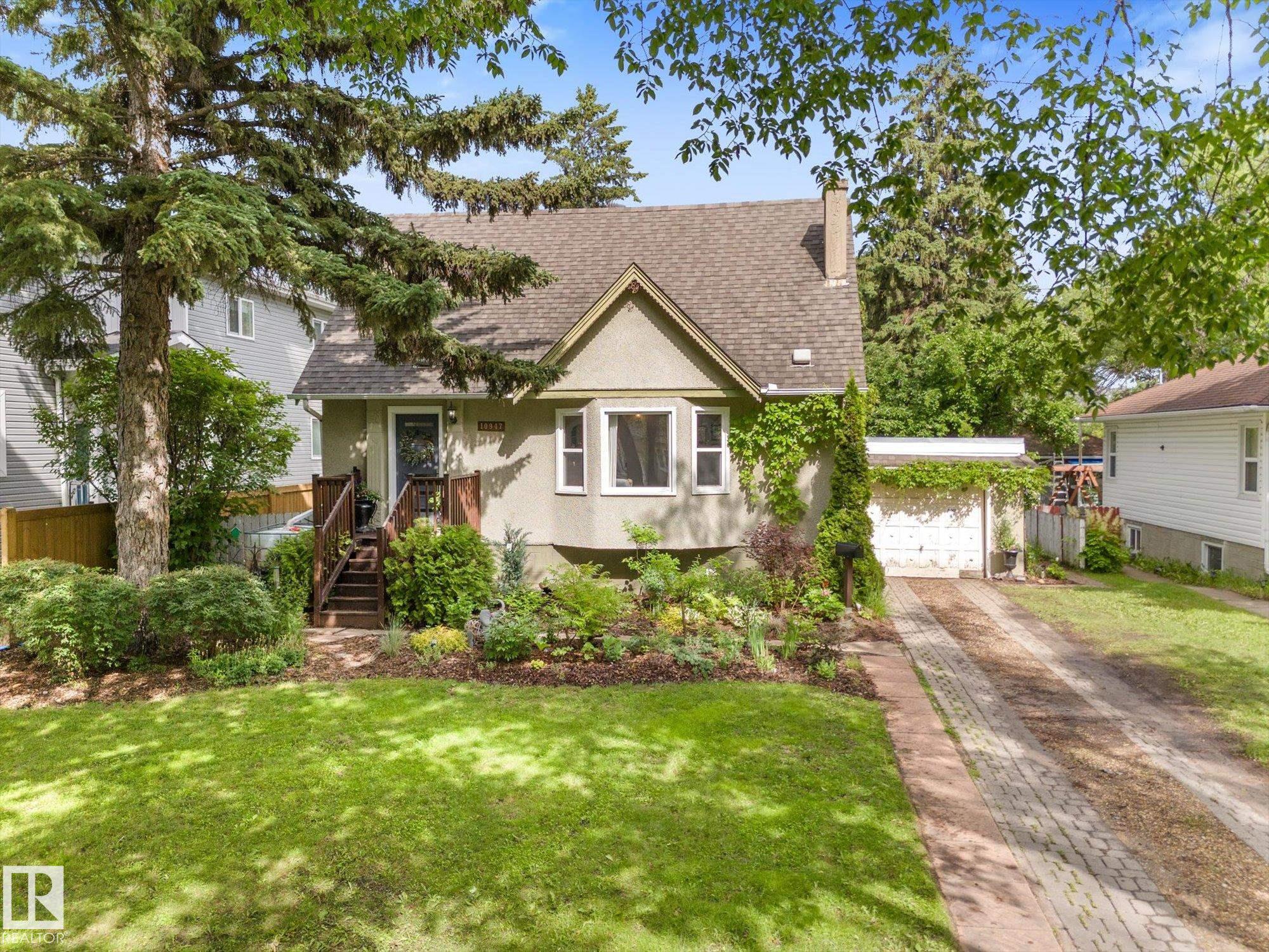 Photo 7 at 10947 116 Street NW, Queen Mary Park, Edmonton