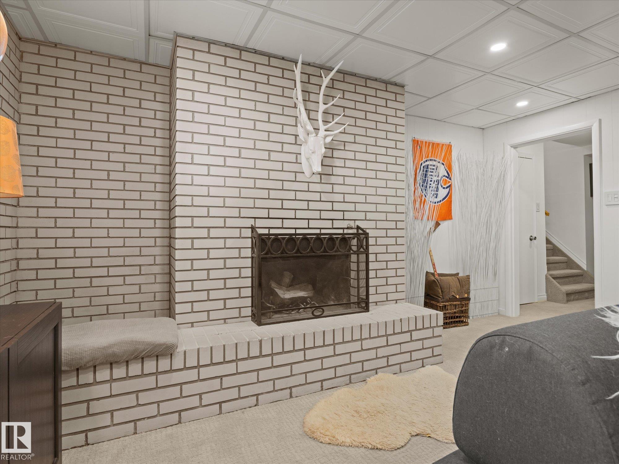 https://zimg.paragon.ice.com/ParagonImages/Property/PM/RAE/225409378/29/0/0/ba2855ae1b366565cf327bc89bfb7e98/1/3bf48a60b6e16e24a3c273a05d083d31/225409378-4de9e9a4-5ae8-4292-89f0-a5ba38fcde85.JPG
