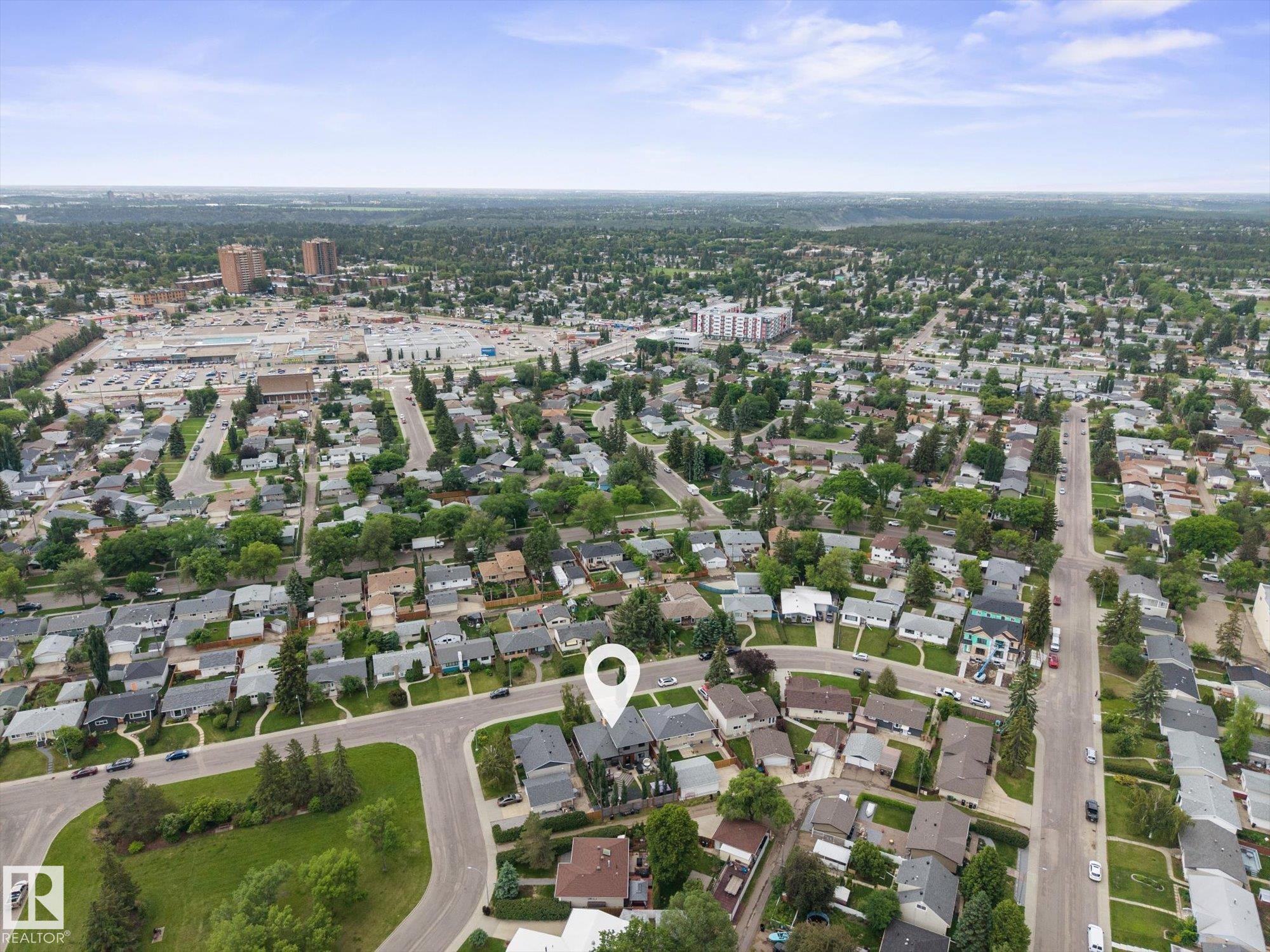 https://zimg.paragon.ice.com/ParagonImages/Property/PM/RAE/225409378/40/0/0/0992c9b89e89bce6a0465c29b386a650/1/3bf48a60b6e16e24a3c273a05d083d31/225409378-c259c4c3-63a0-4693-99ae-7d9a9bdb99ad.JPG