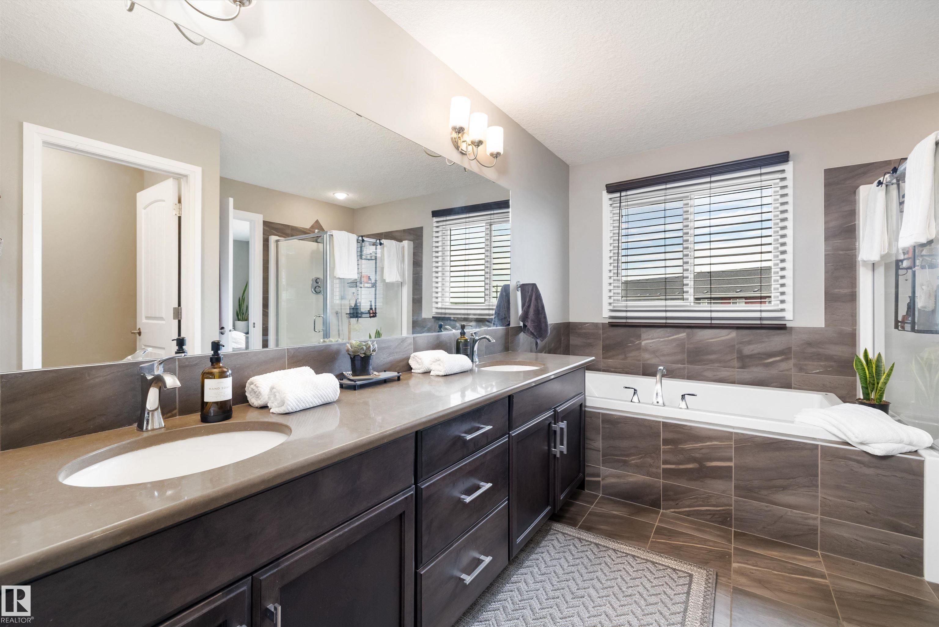 Photo 36 at 153 Sturtz Bend, Southfork, Leduc
