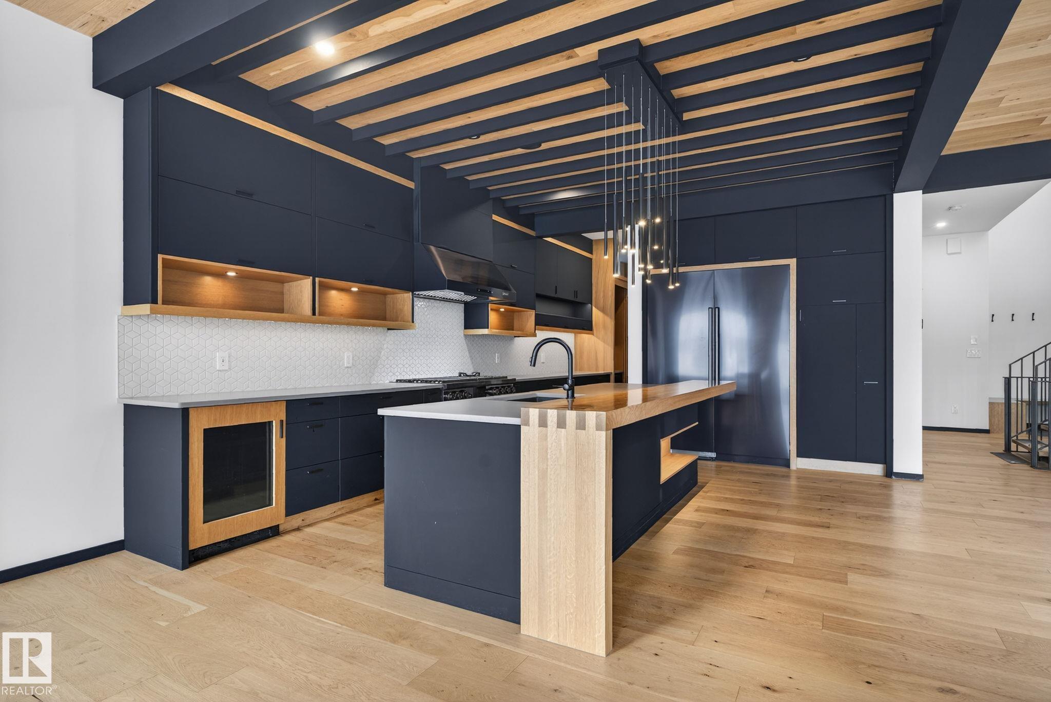 Photo 12 at 104 Edgewater Circle, Southfork, Leduc