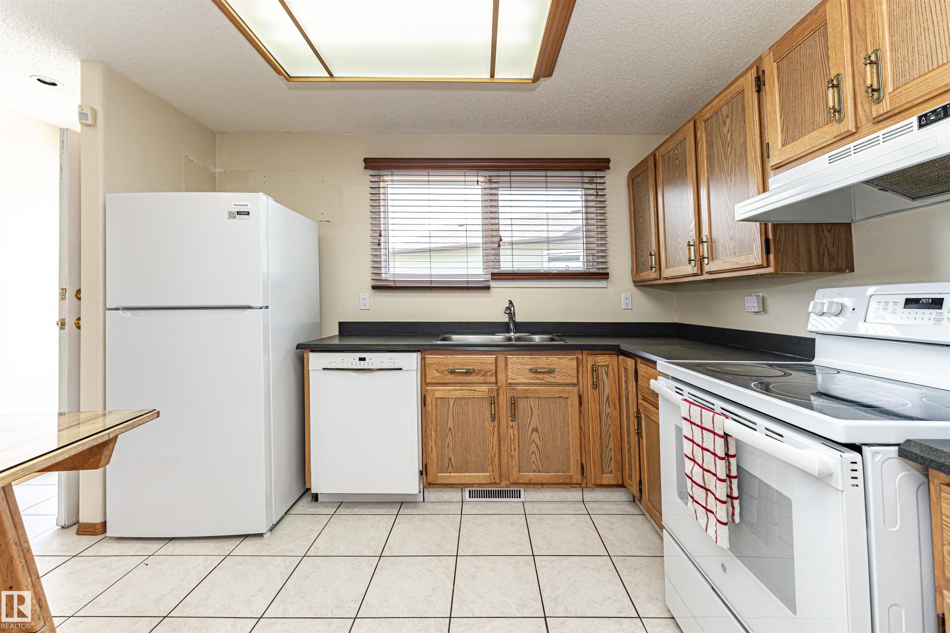 Photo 13 at 505 Sunnydale Road, Morinville