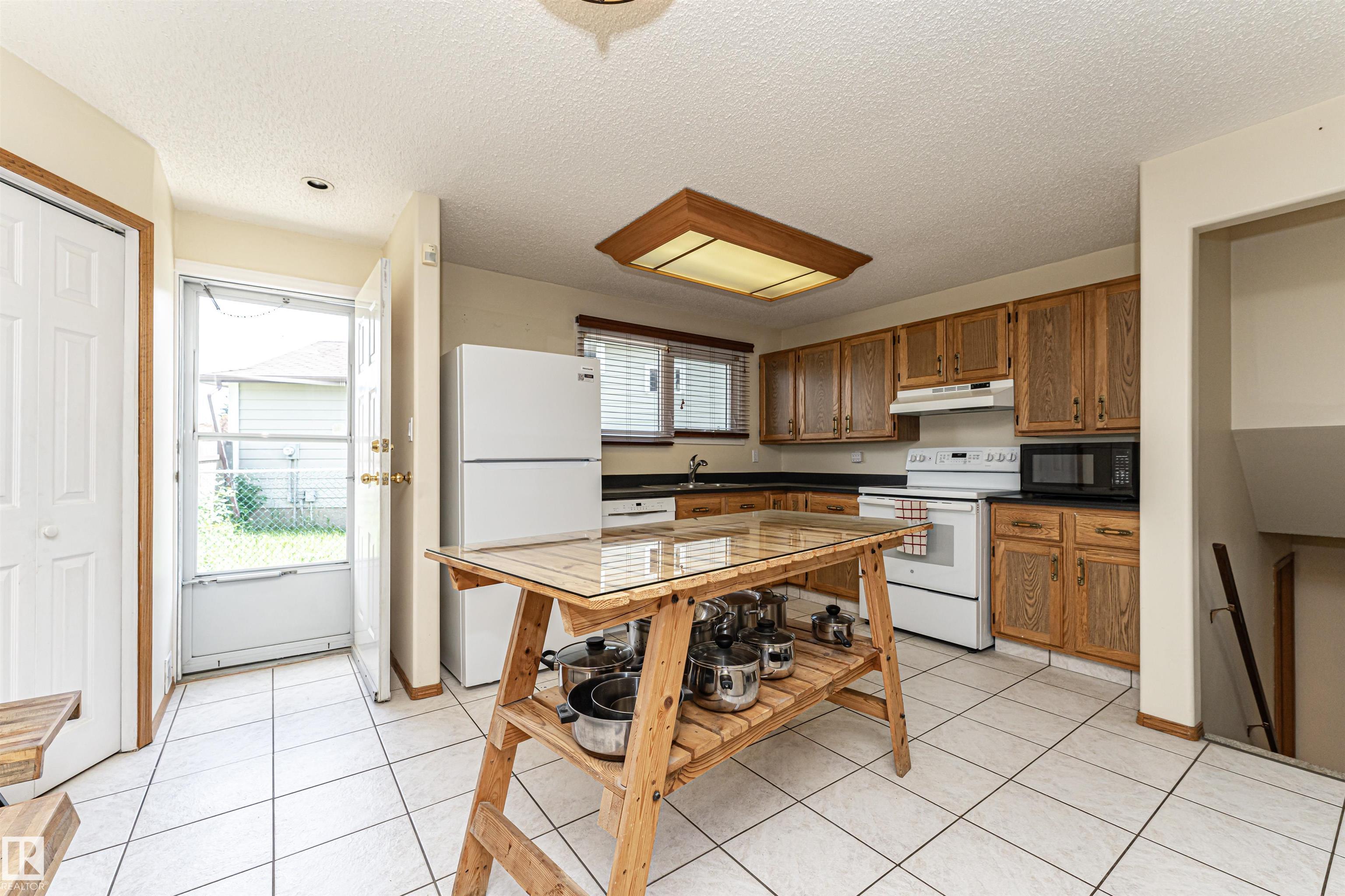 Photo 14 at 505 Sunnydale Road, Morinville
