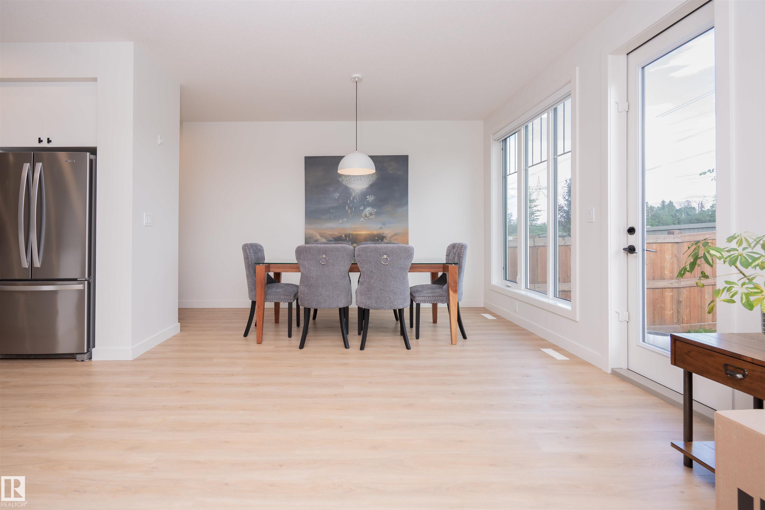 Photo 18 at 1091 Eaton Road NW, Edgemont, Edmonton