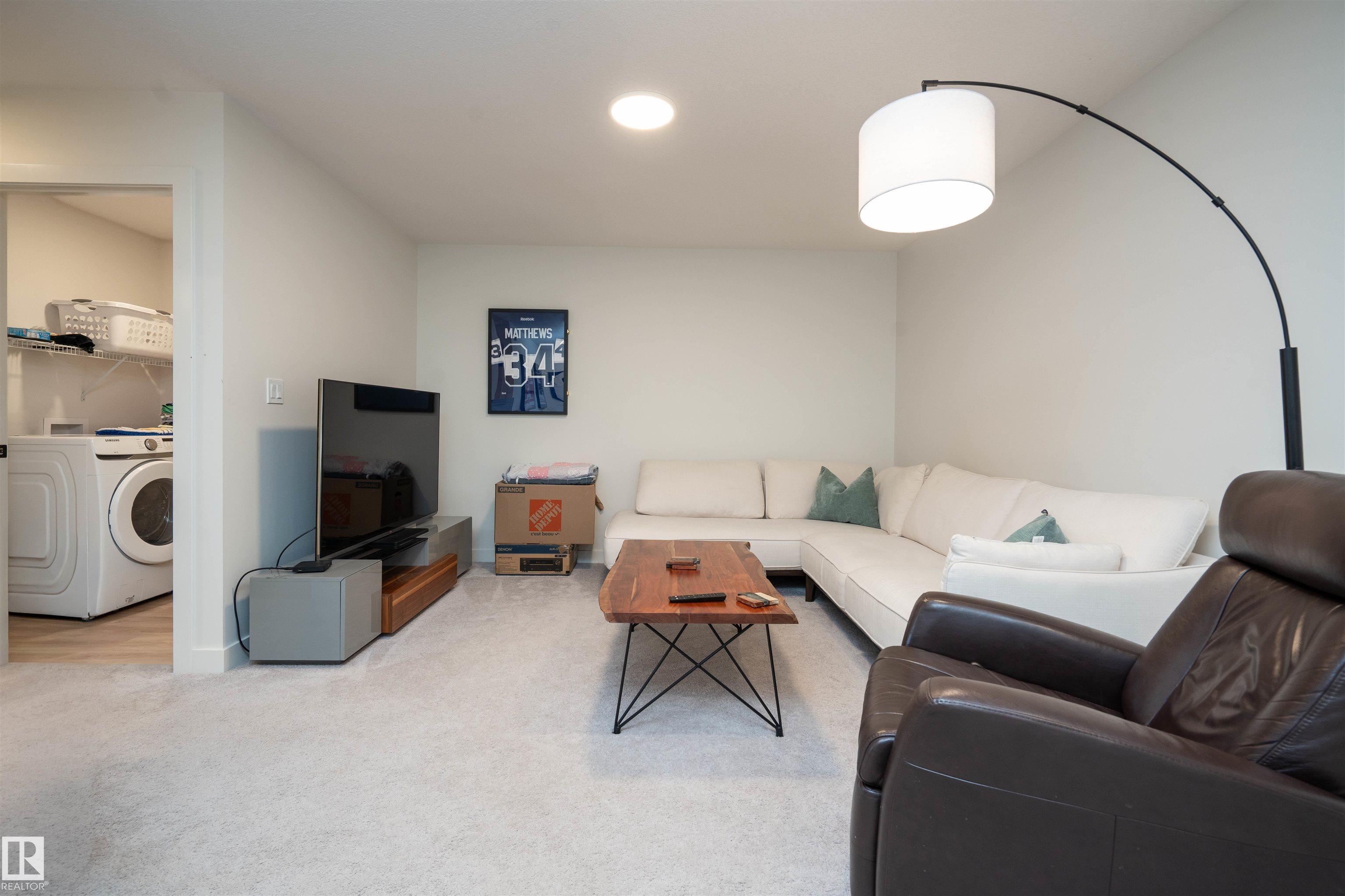 Photo 23 at 1091 Eaton Road NW, Edgemont, Edmonton