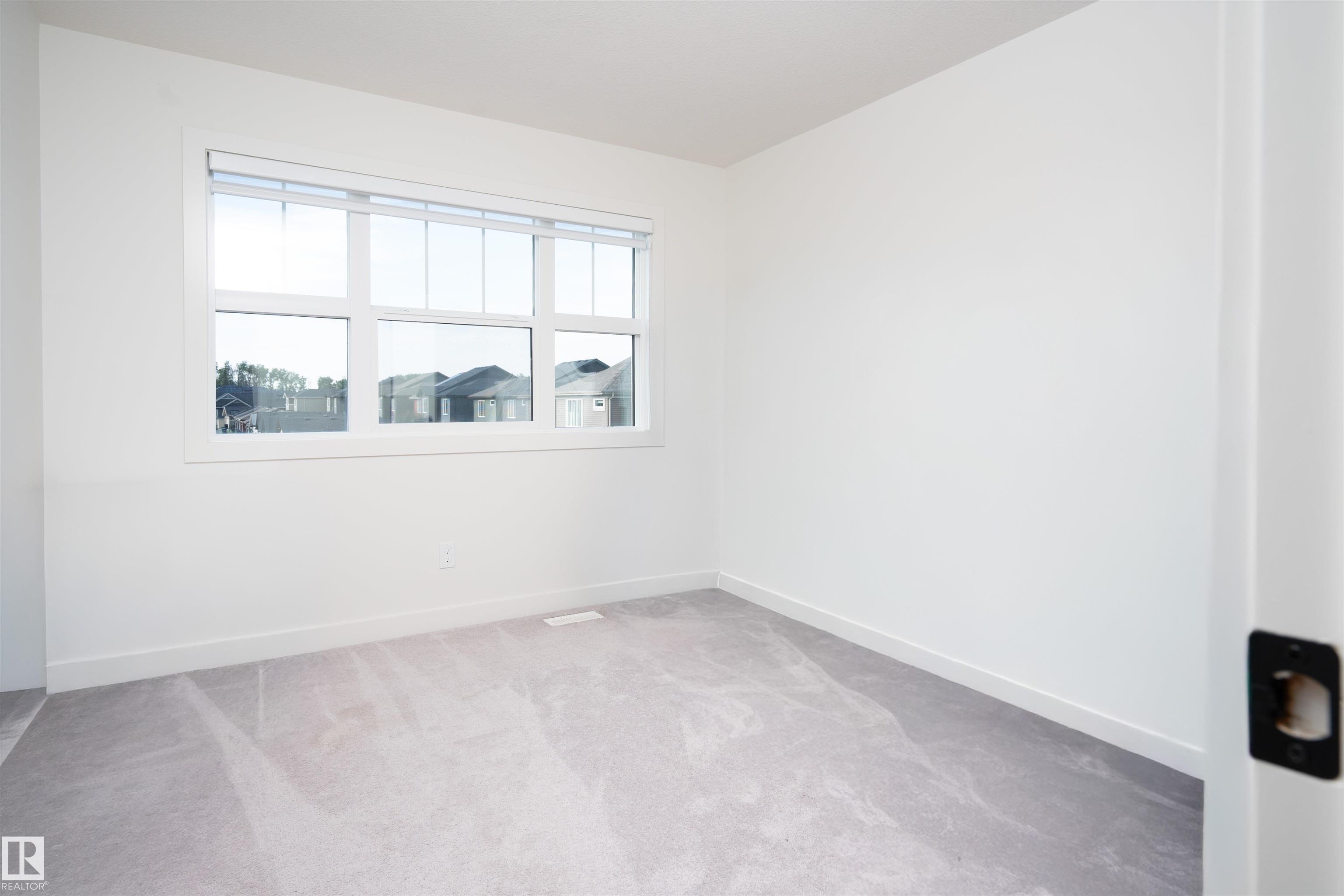 Photo 36 at 1091 Eaton Road NW, Edgemont, Edmonton