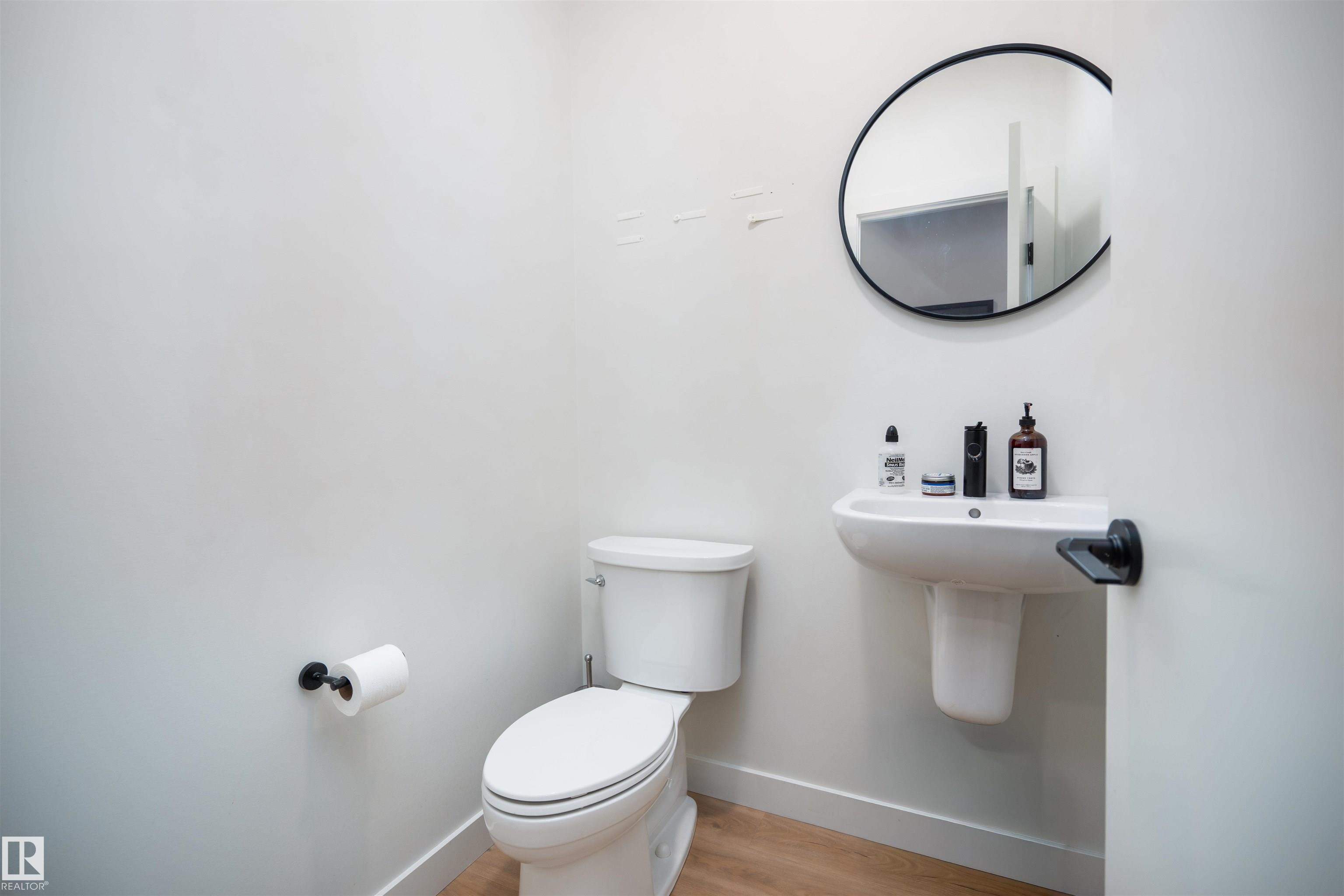 Photo 8 at 1091 Eaton Road NW, Edgemont, Edmonton