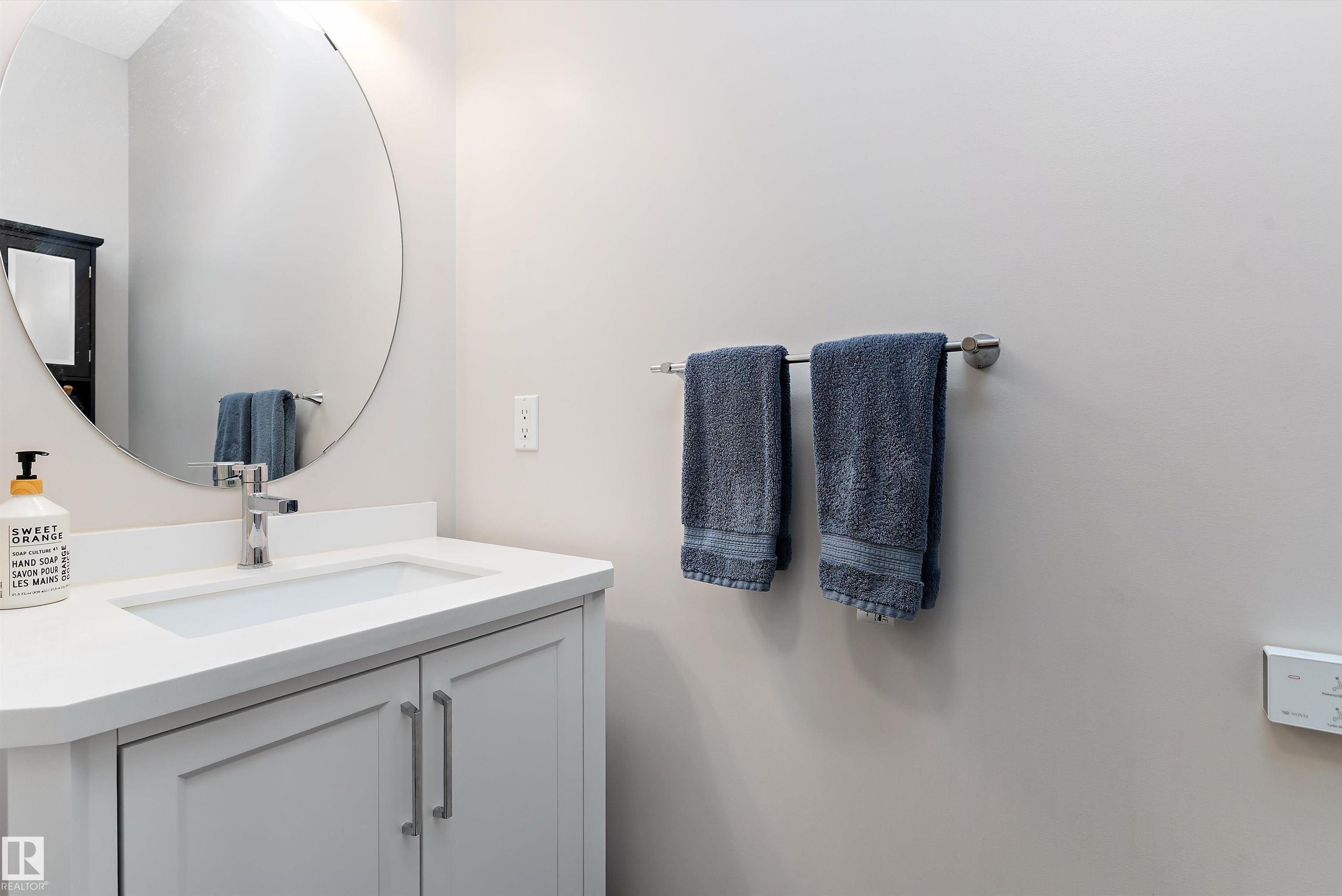 Photo 13 at 1097 Armitage Crescent SW, Ambleside, Edmonton