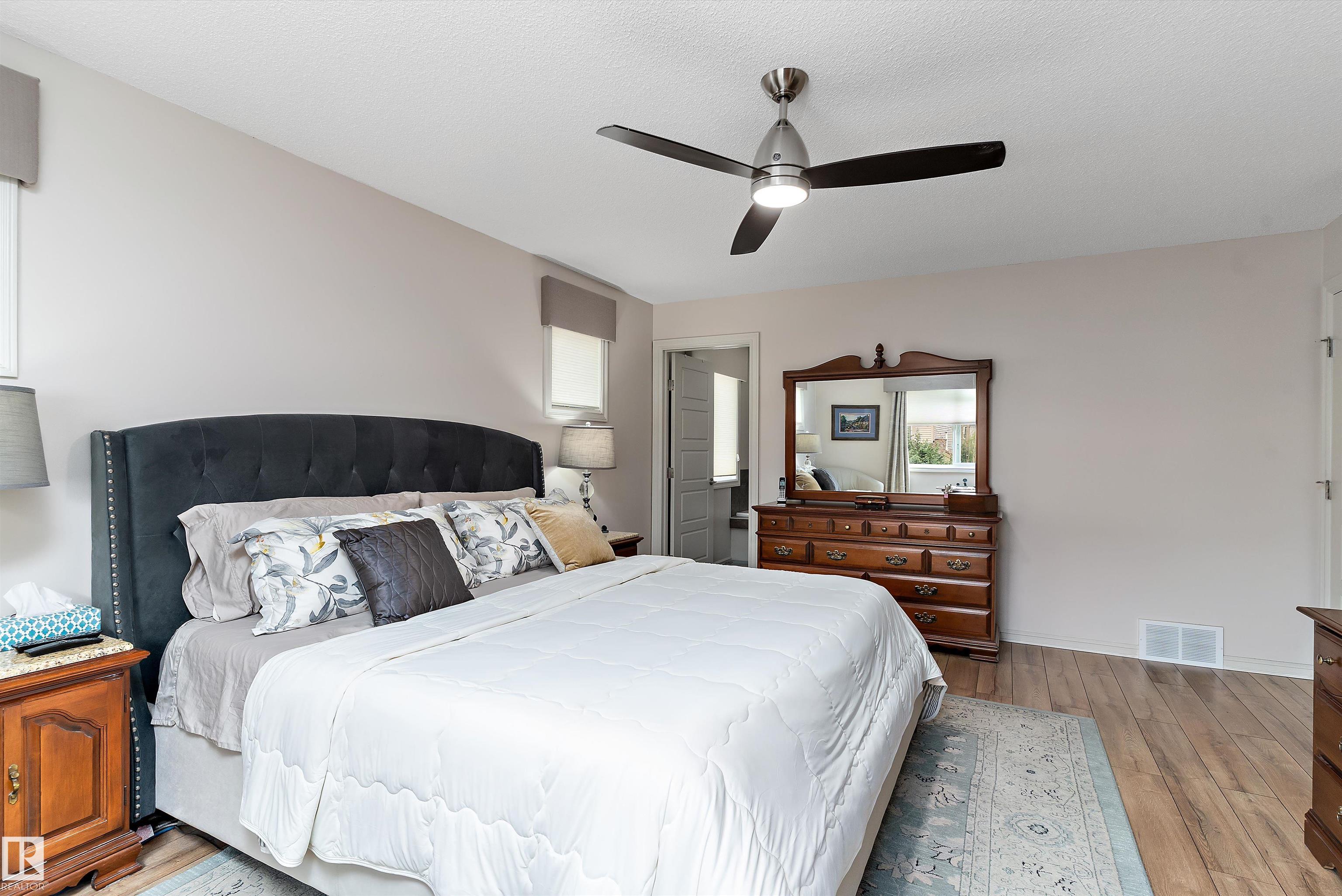 Photo 35 at 1097 Armitage Crescent SW, Ambleside, Edmonton