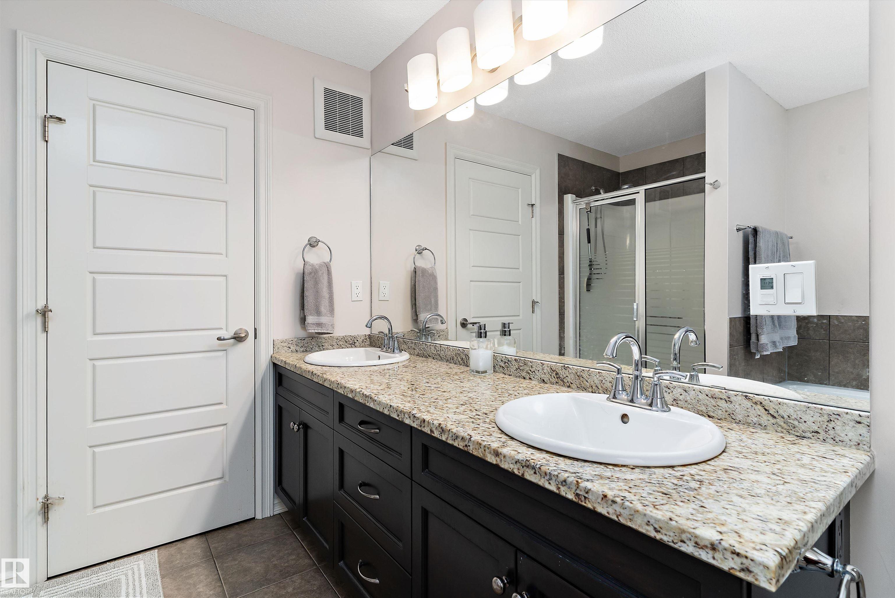 Photo 37 at 1097 Armitage Crescent SW, Ambleside, Edmonton