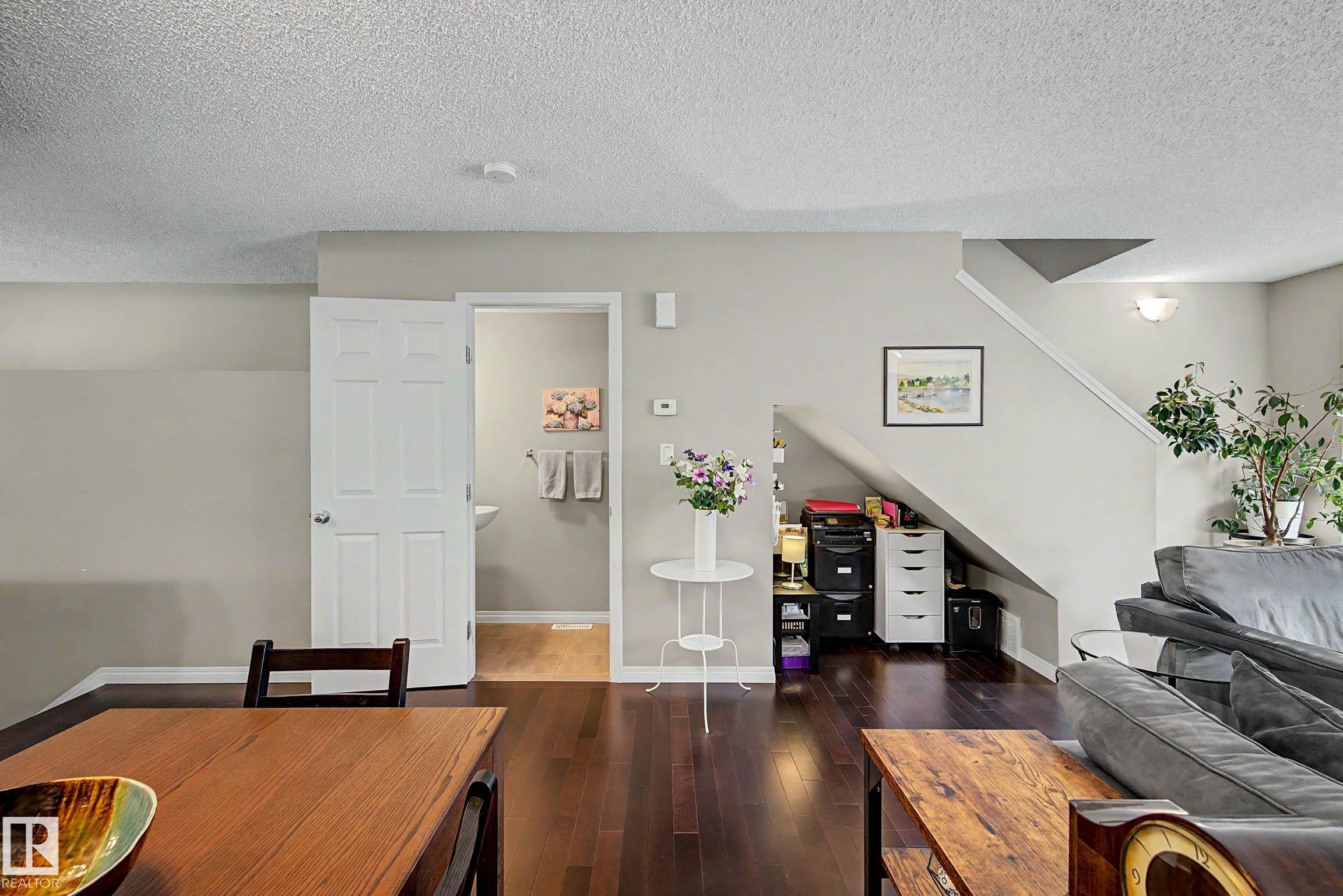 https://zimg.paragon.ice.com/ParagonImages/Property/PM/RAE/225409448/17/0/0/b6eaa3871c5d779294bfdea74723be87/1/076c126f8842ba0ddf452edb47b27e61/225409448-caedaa3e-b05b-4c75-abf2-d50e1b1bd29c.JPG